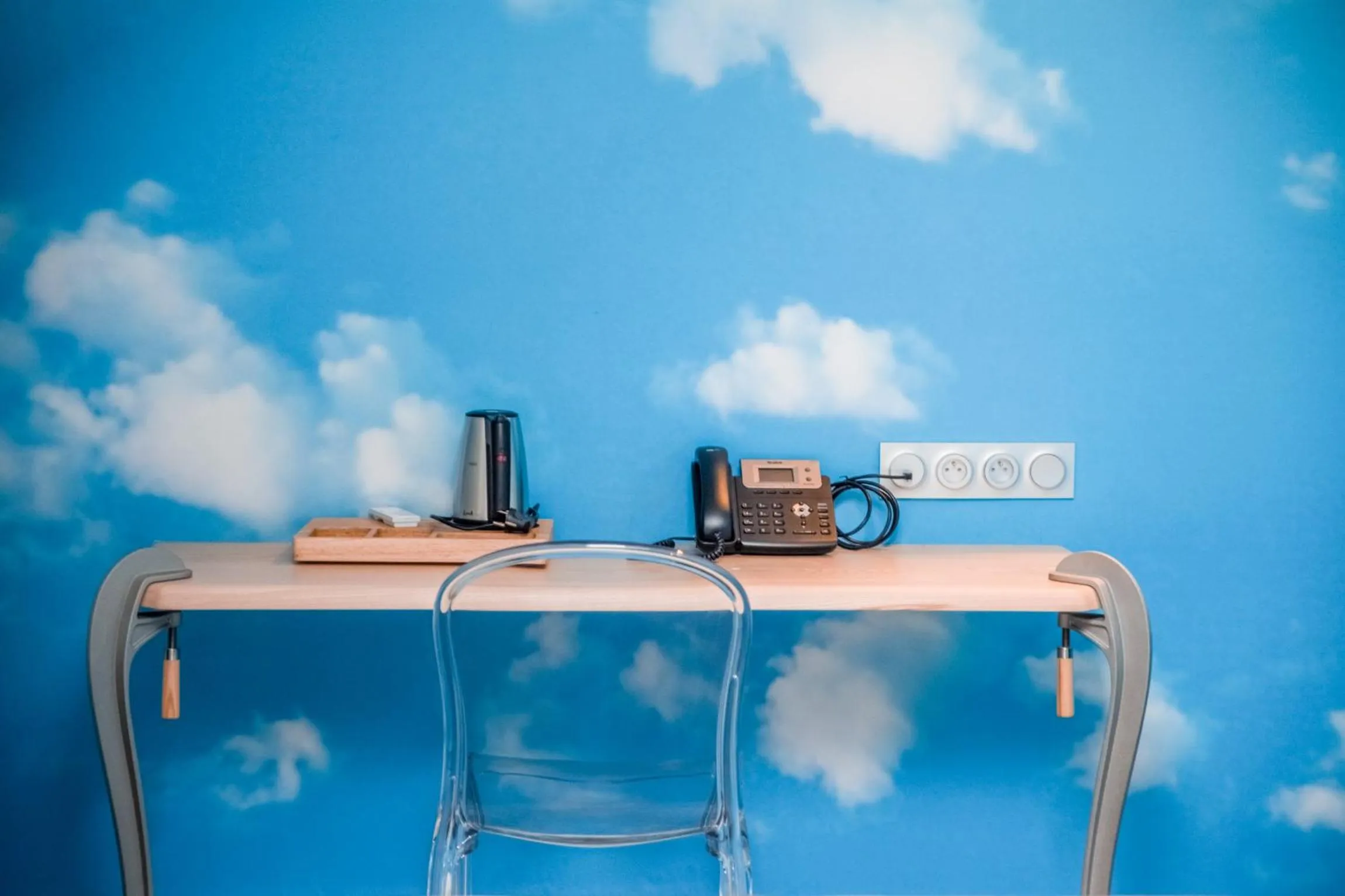 Seating area in Hotel Sixteen Paris Montrouge