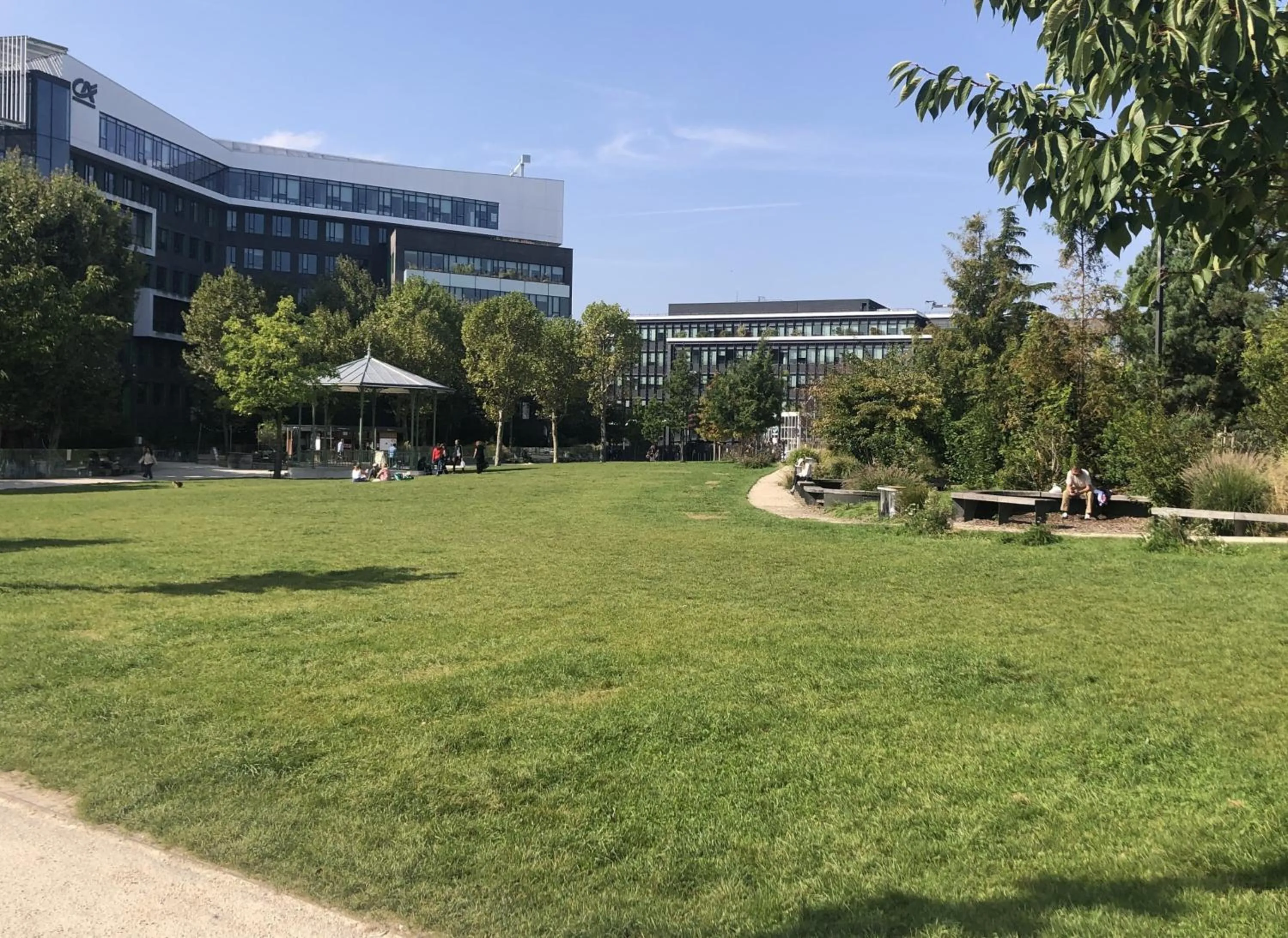 Natural landscape in Hotel Sixteen Paris Montrouge