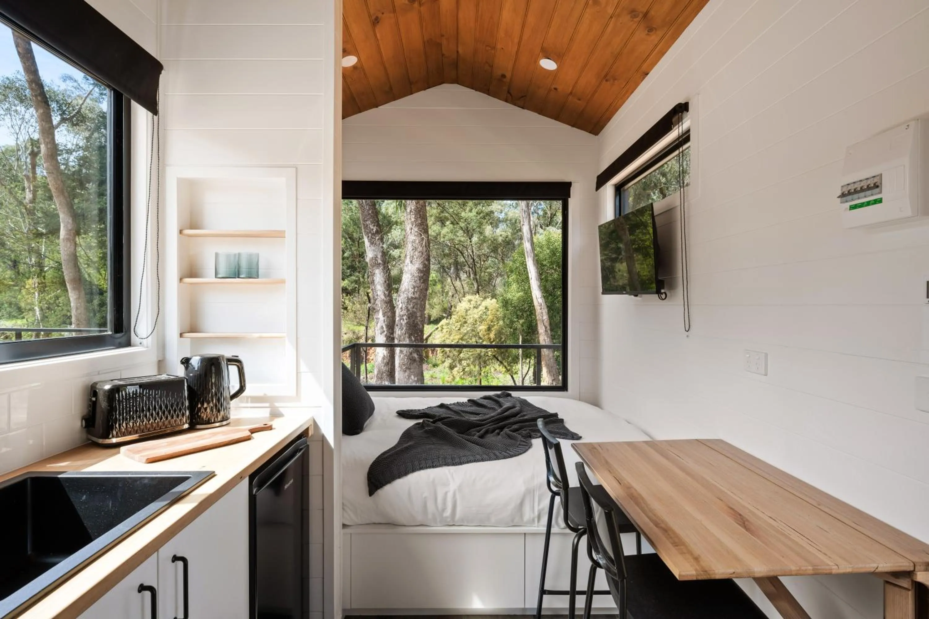 Kitchen or kitchenette in Bright Cabin Park
