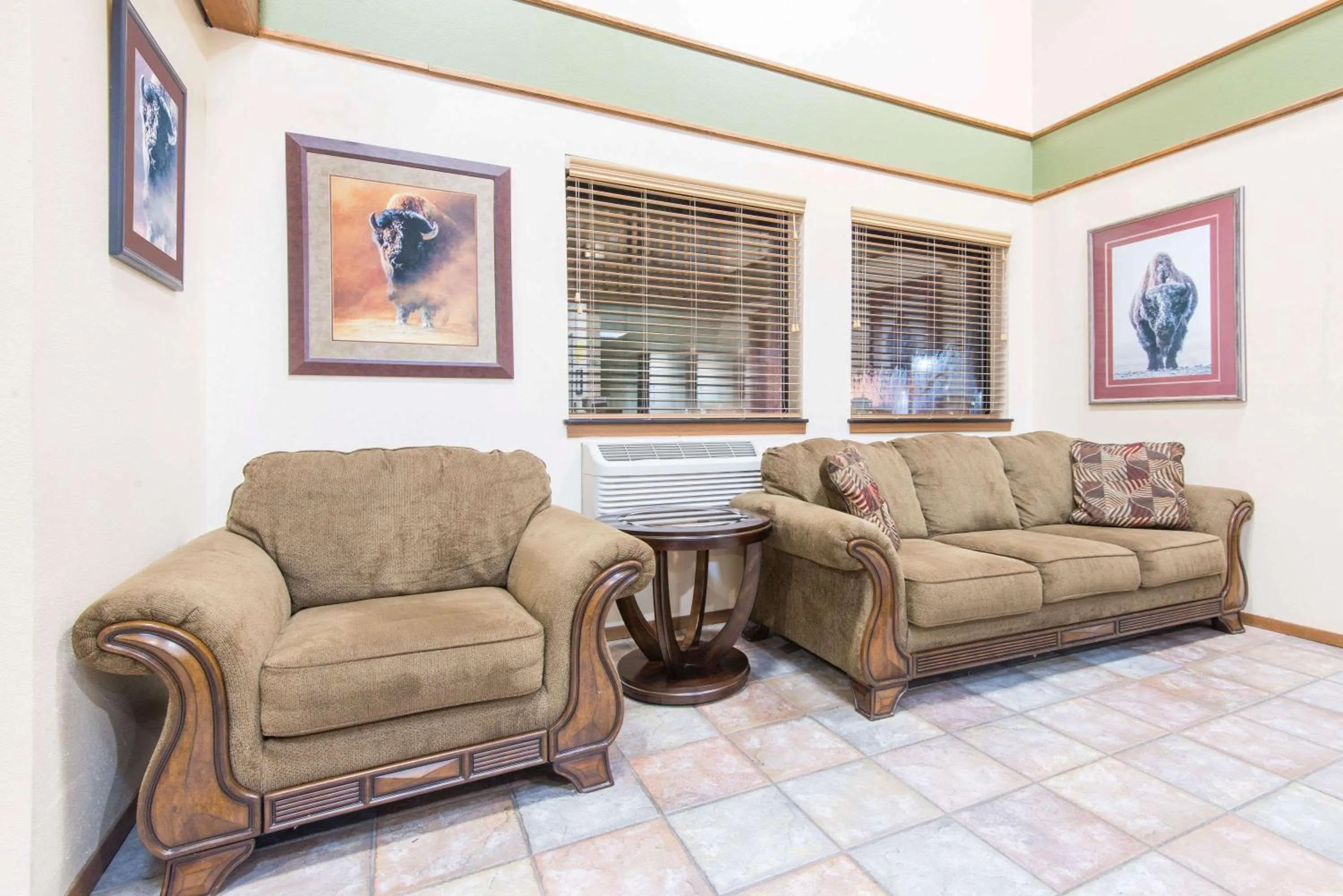 Lobby or reception in Super 8 by Wyndham Buffalo