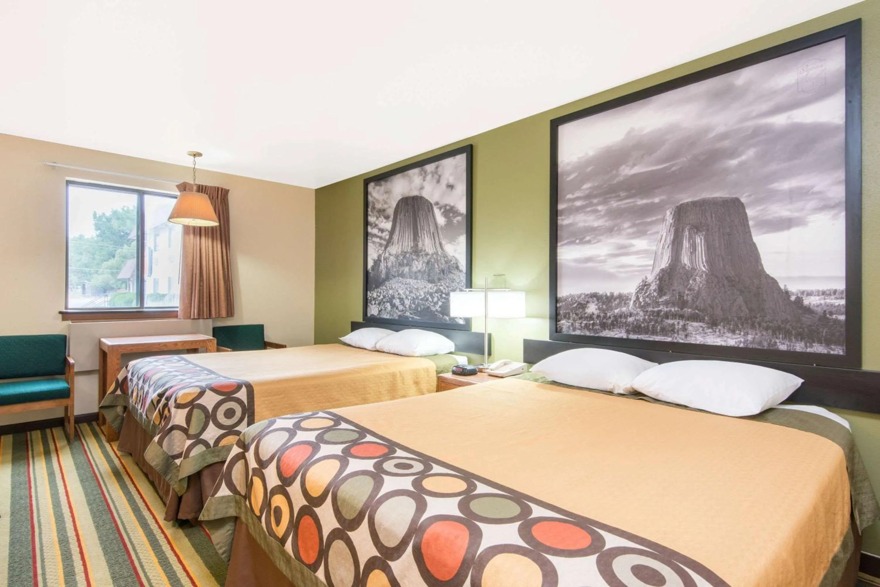 Photo of the whole room, Bed in Super 8 by Wyndham Buffalo