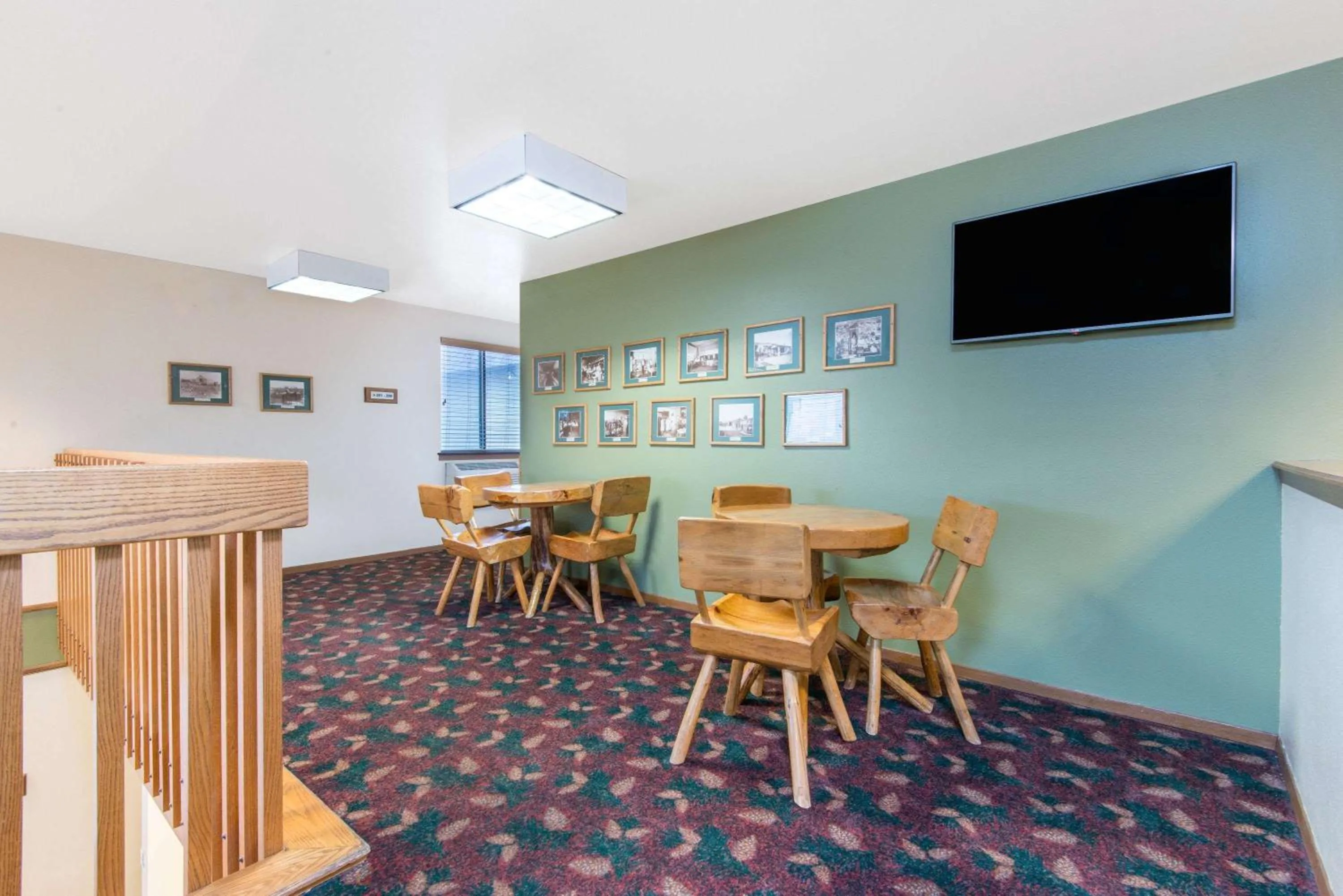 Lobby or reception in Super 8 by Wyndham Buffalo