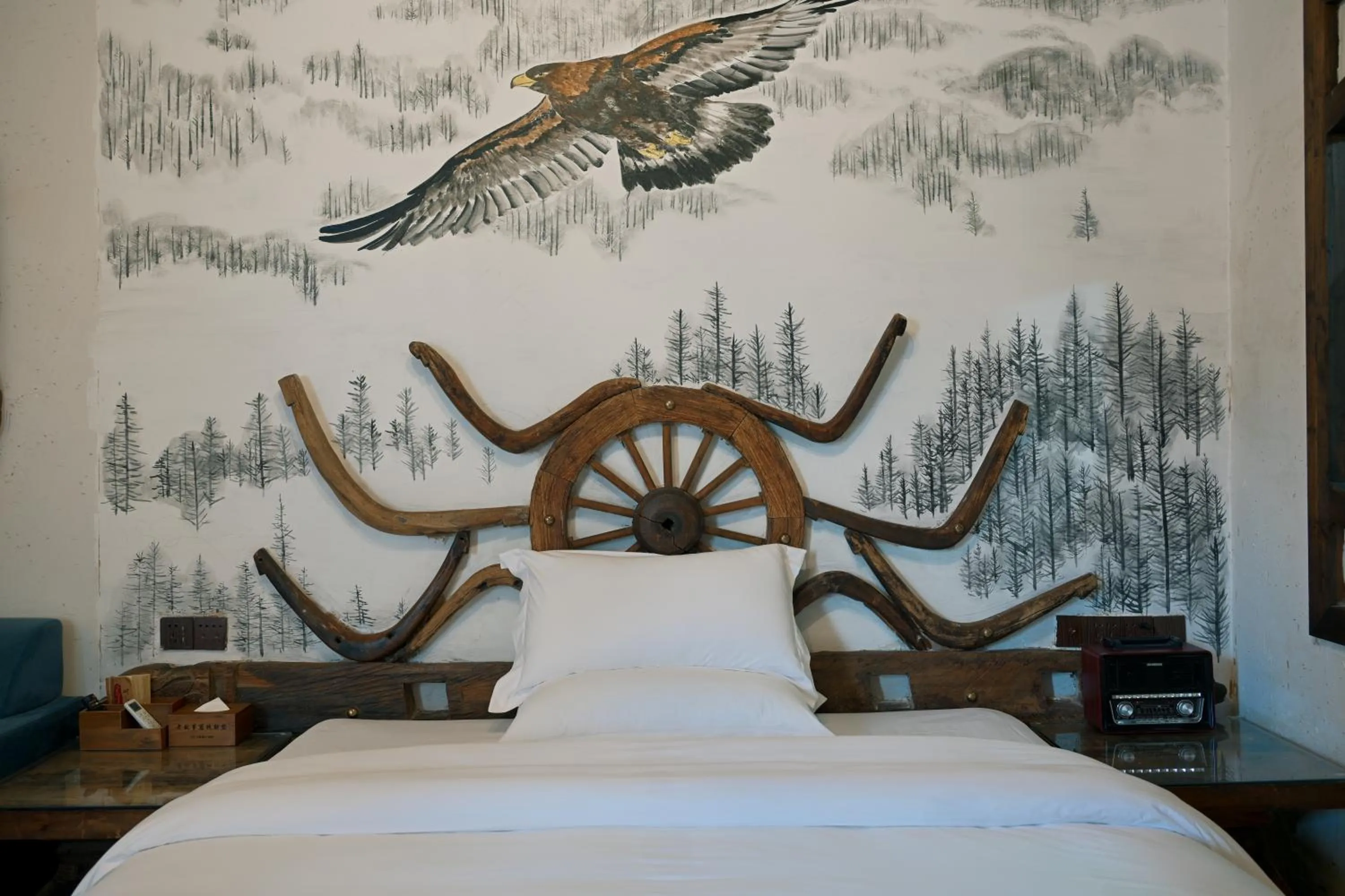 Decorative detail, Bed in Old Story Inn Lijiang Old Town