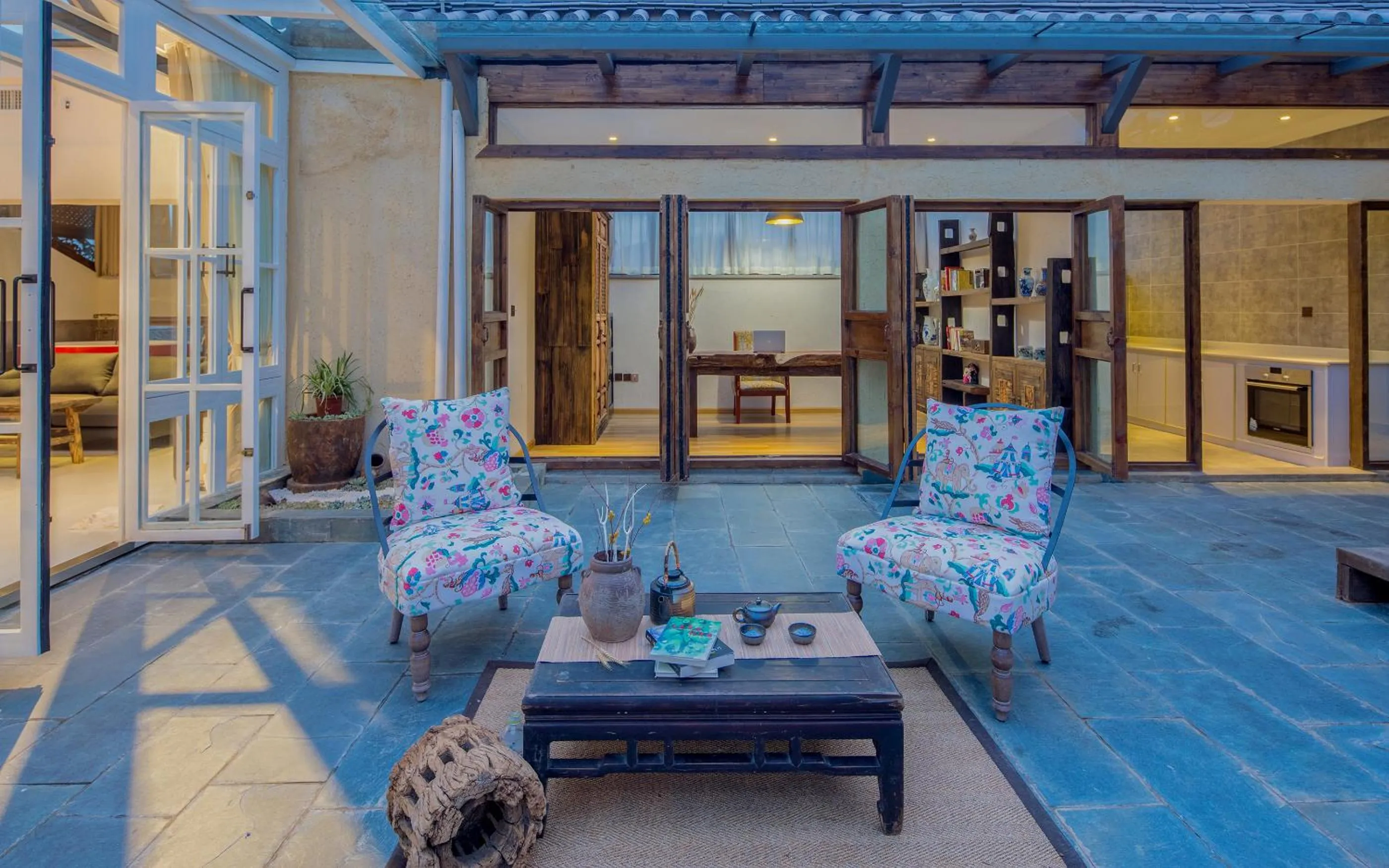 Balcony/Terrace in Old Story Inn Lijiang Old Town