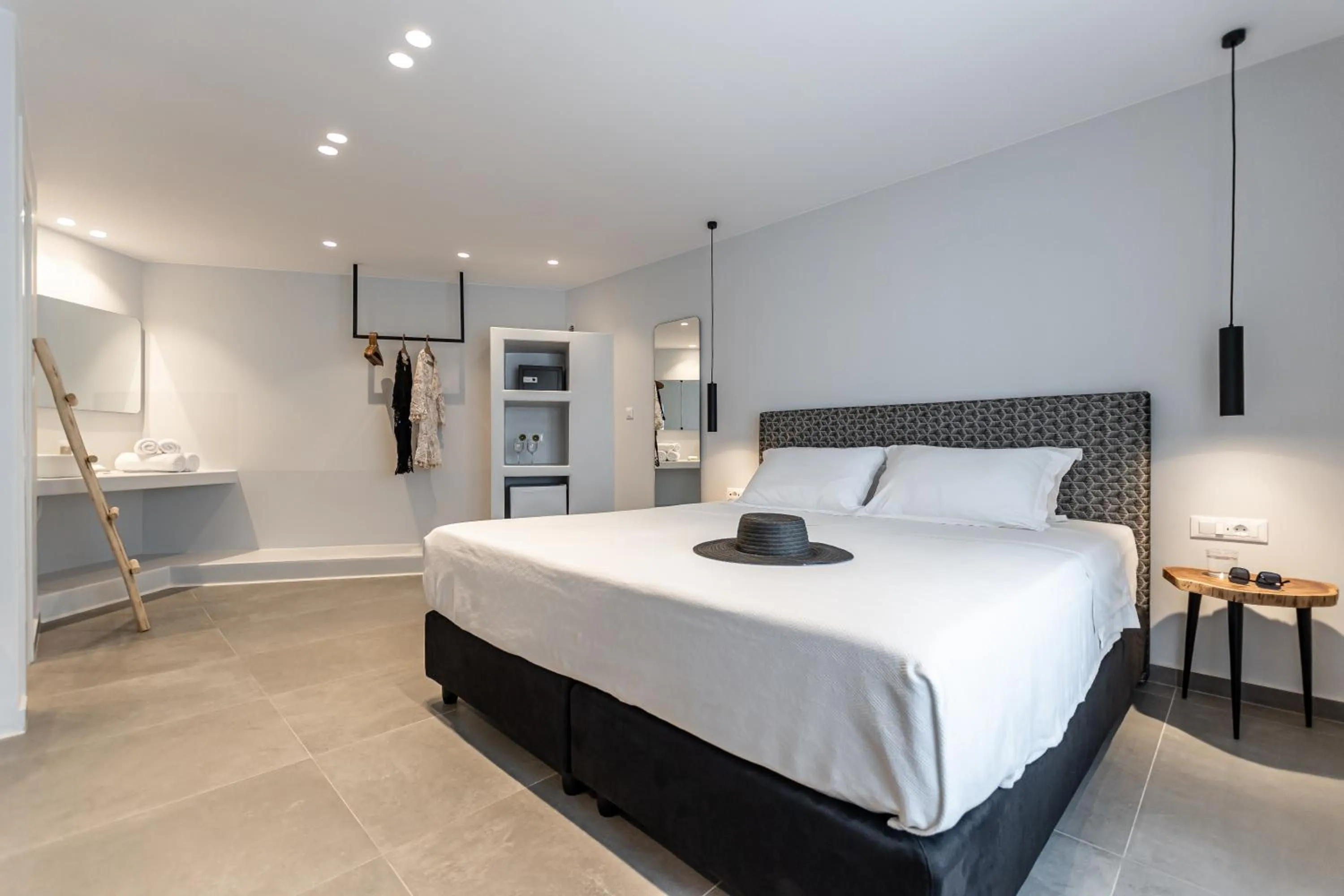 Bedroom, Bed in Lianos Village