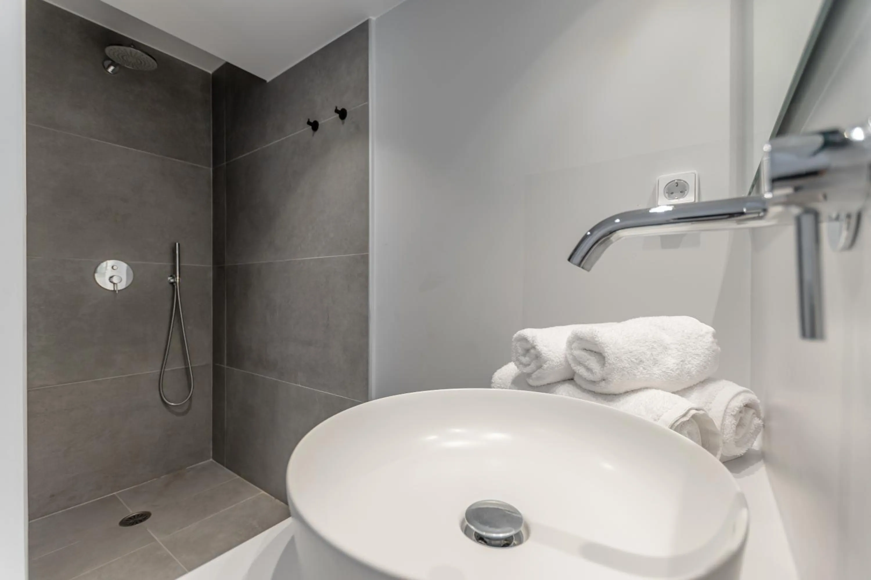 Bathroom in Lianos Village