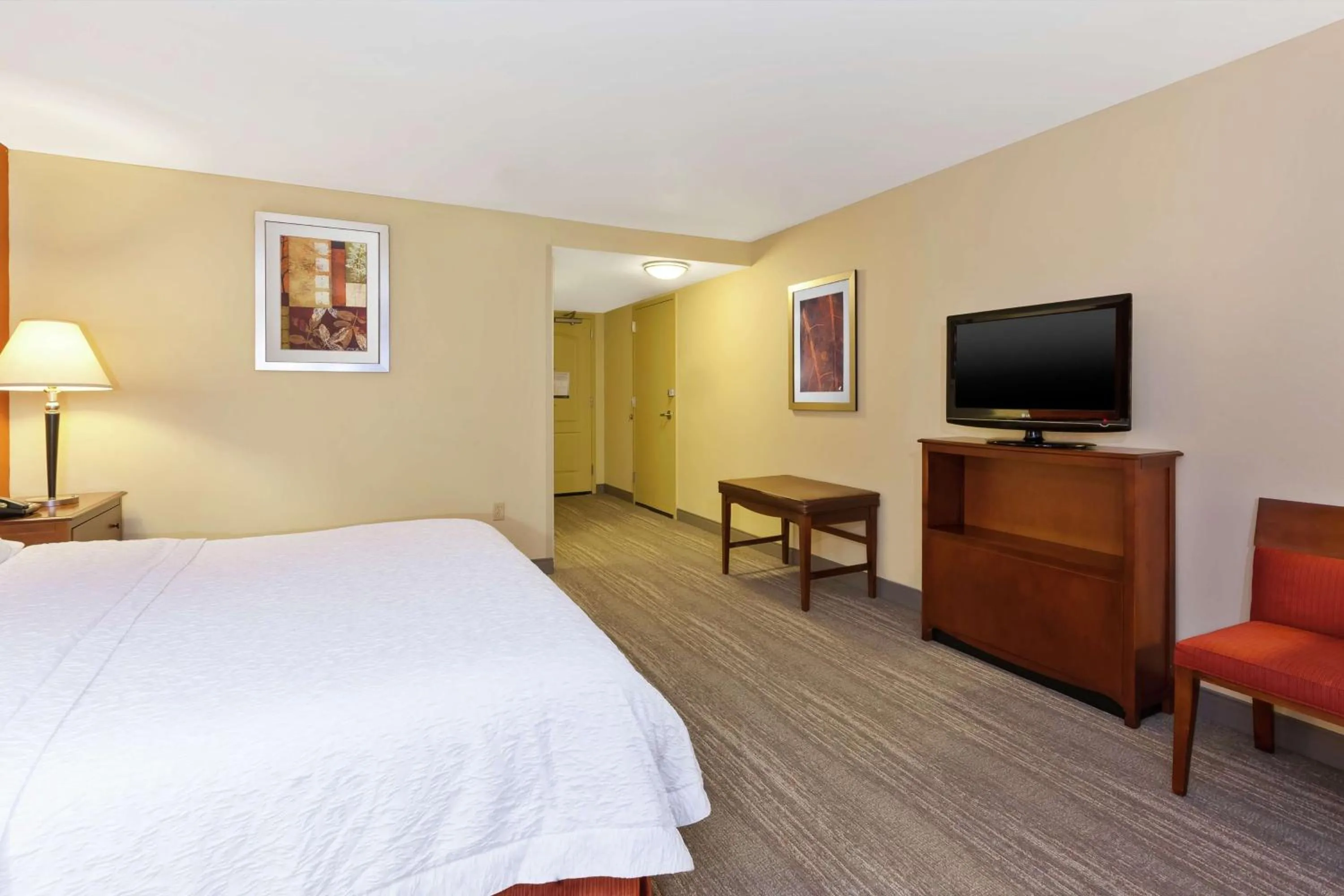 Bedroom, Bed in Hampton Inn & Suites Exmore - Eastern Shore