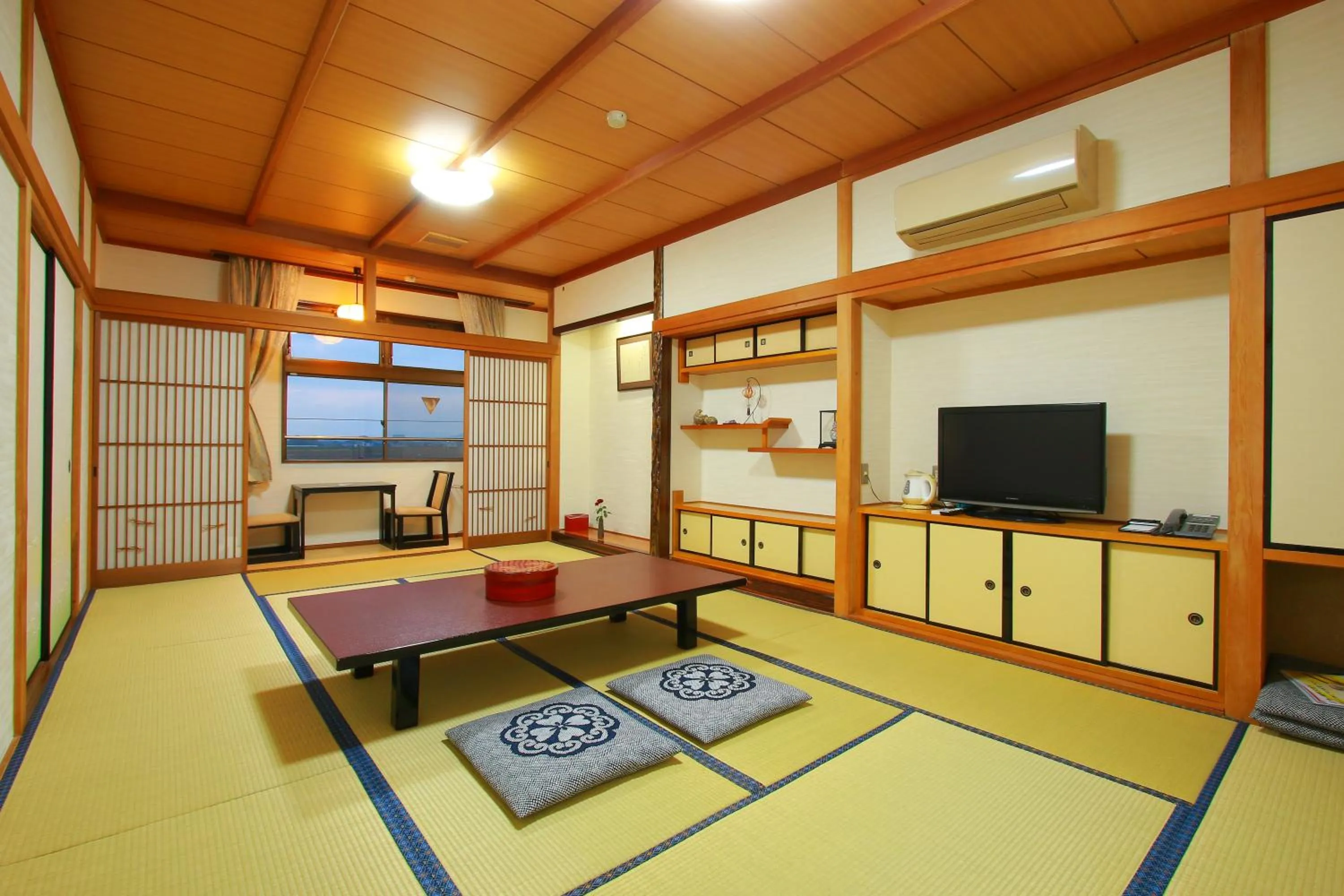 Living room in Yumoto Kobayashi