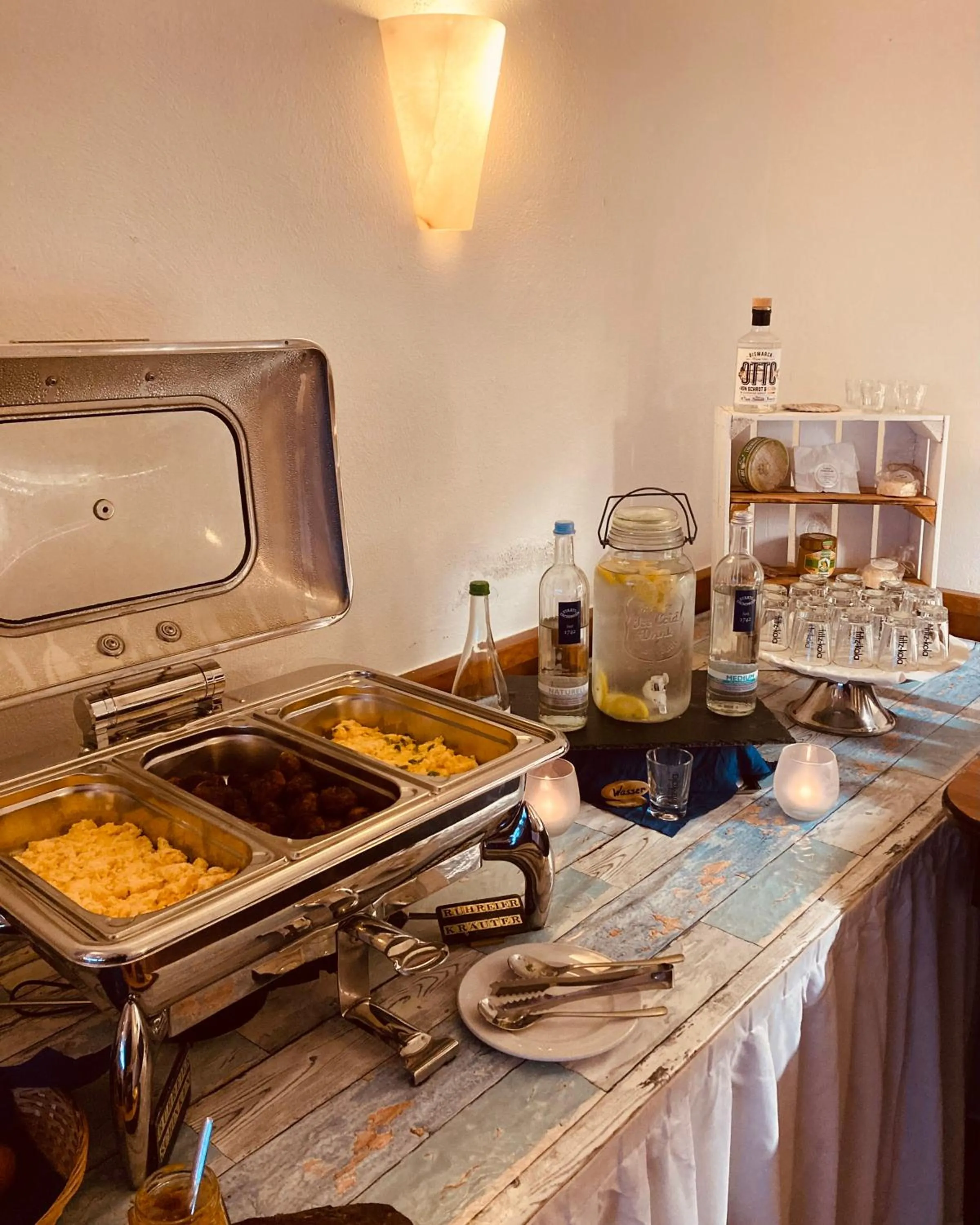 Food and drinks in Hotel Germania