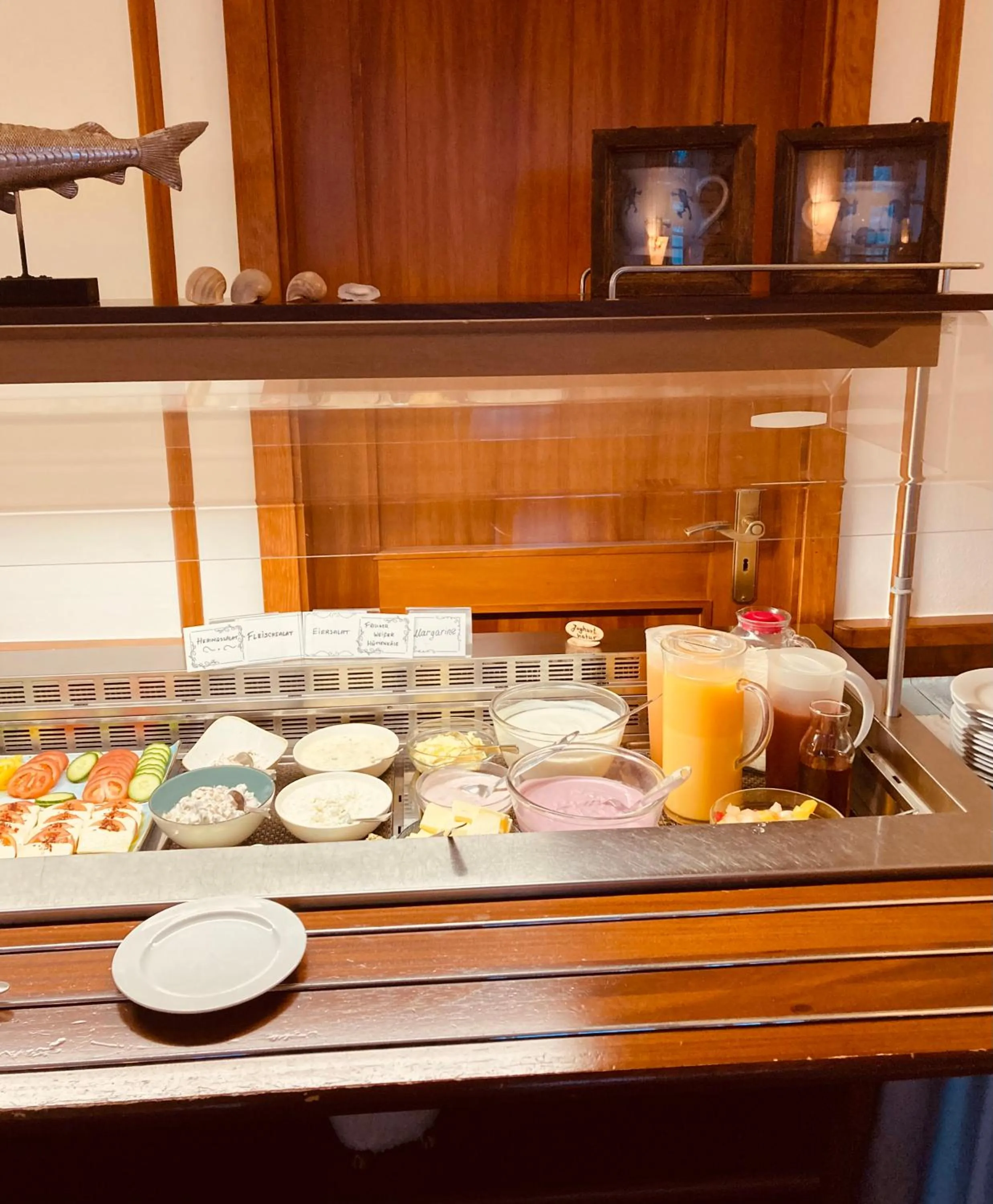 Food and drinks in Hotel Germania