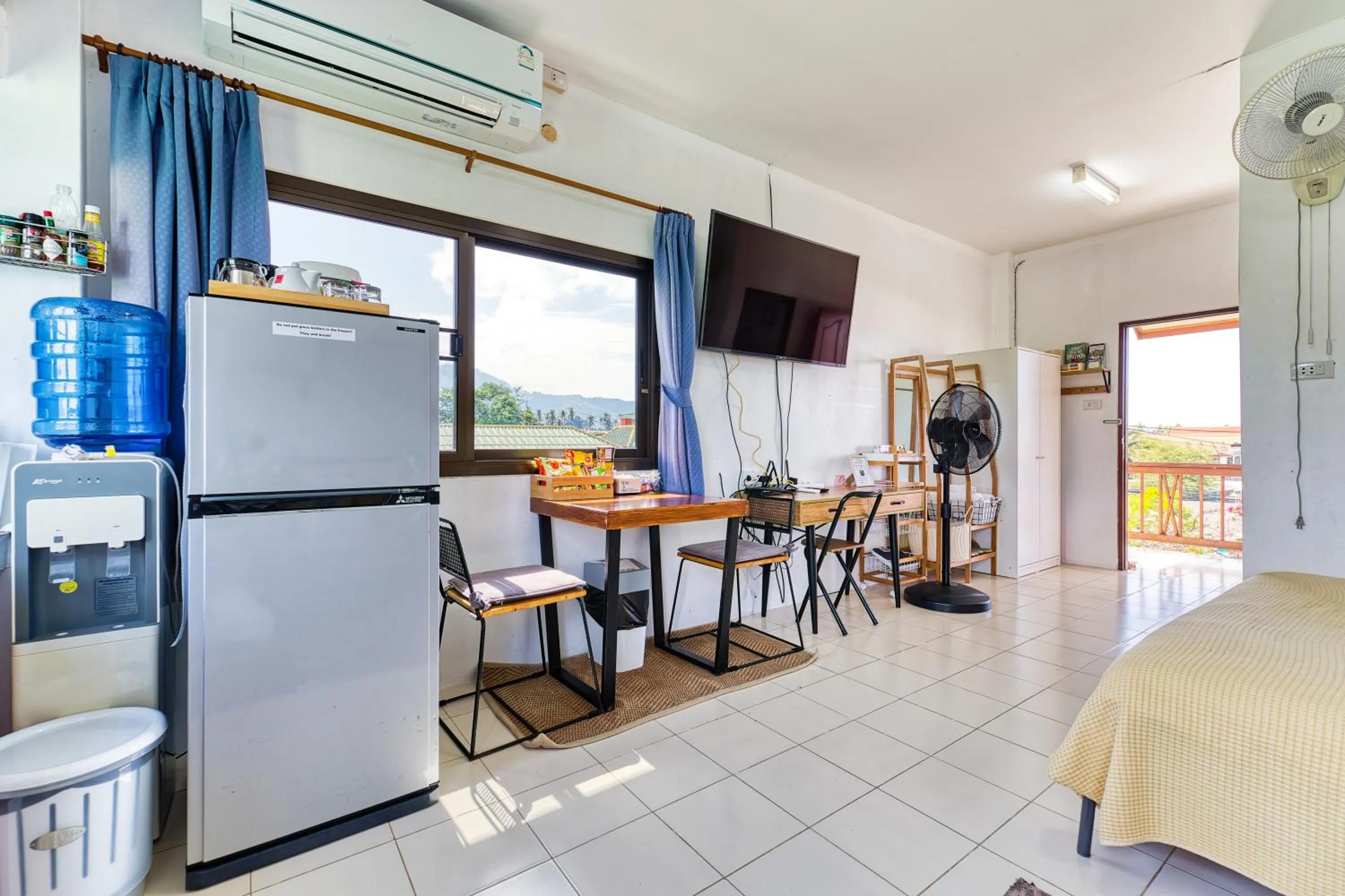 Bed in Chaweng Apartment