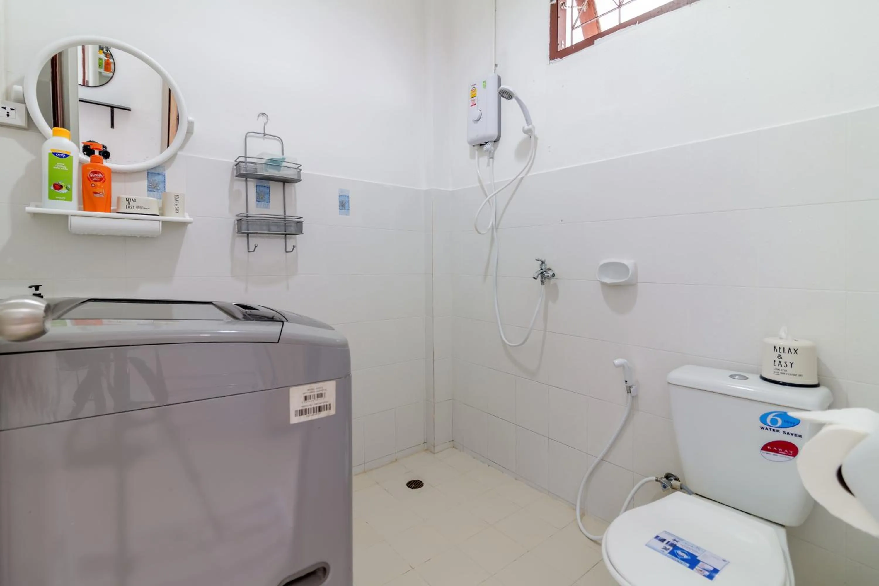 Shower in Chaweng Apartment