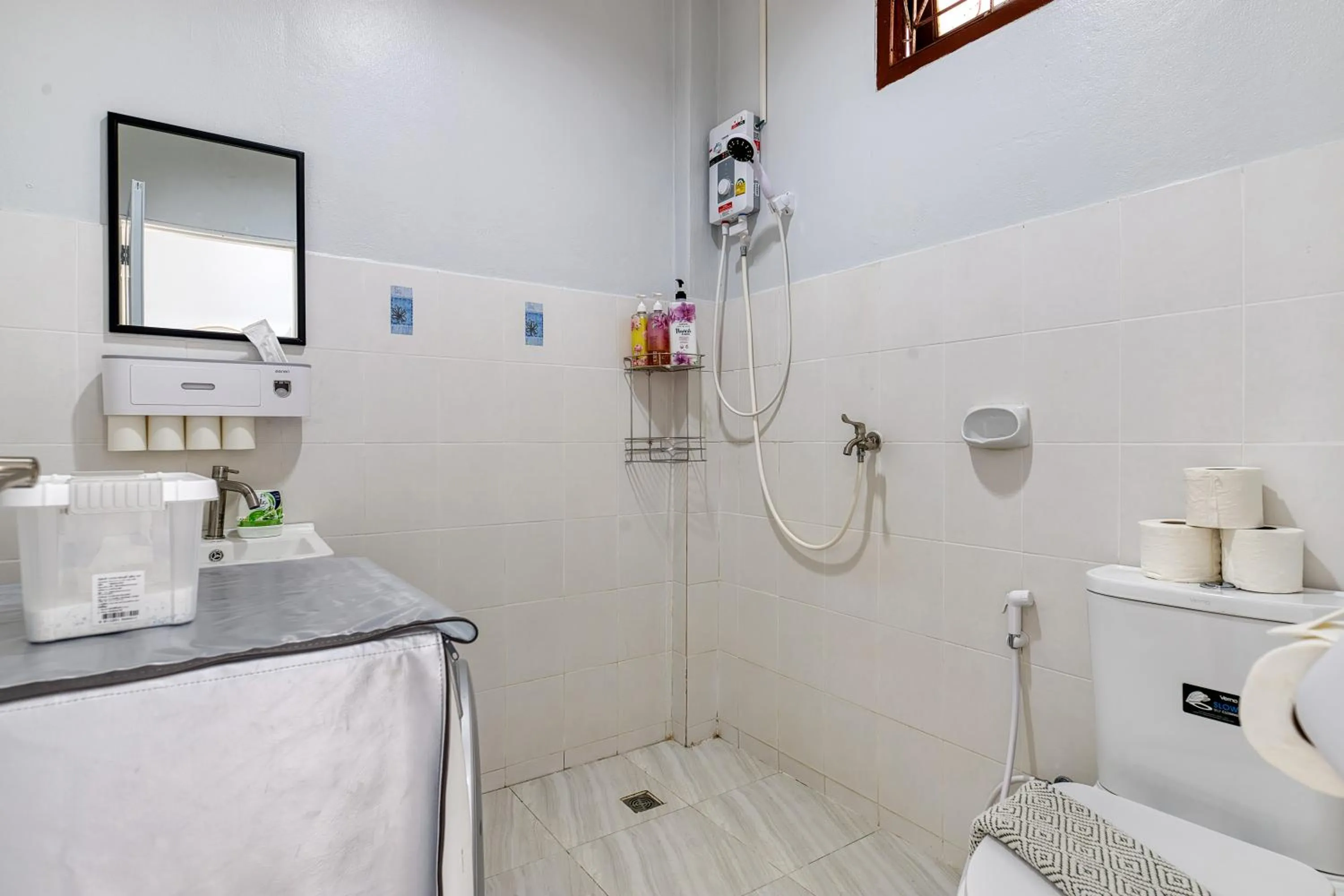 Shower in Chaweng Apartment
