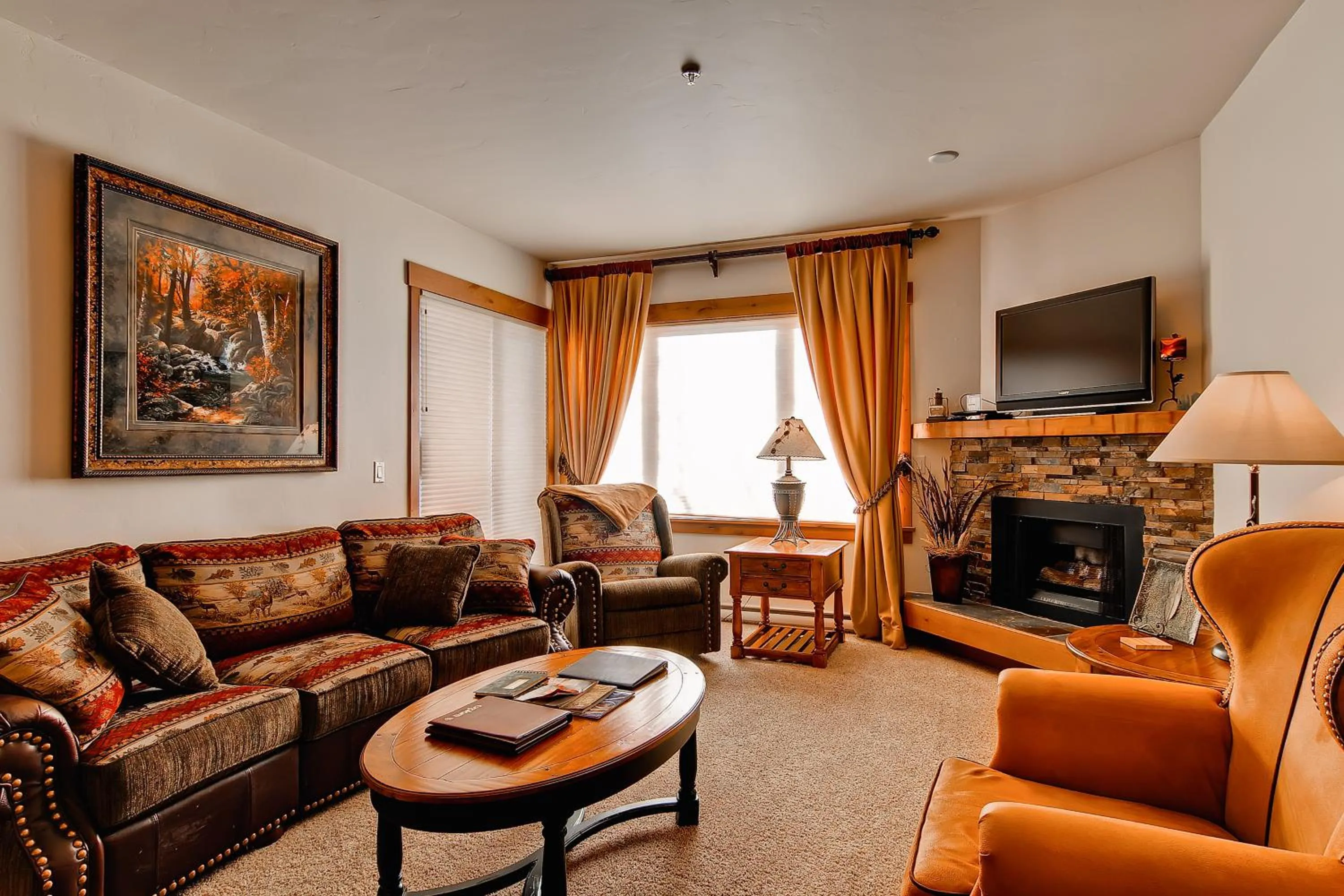 TV and multimedia in Snow Flower Condos