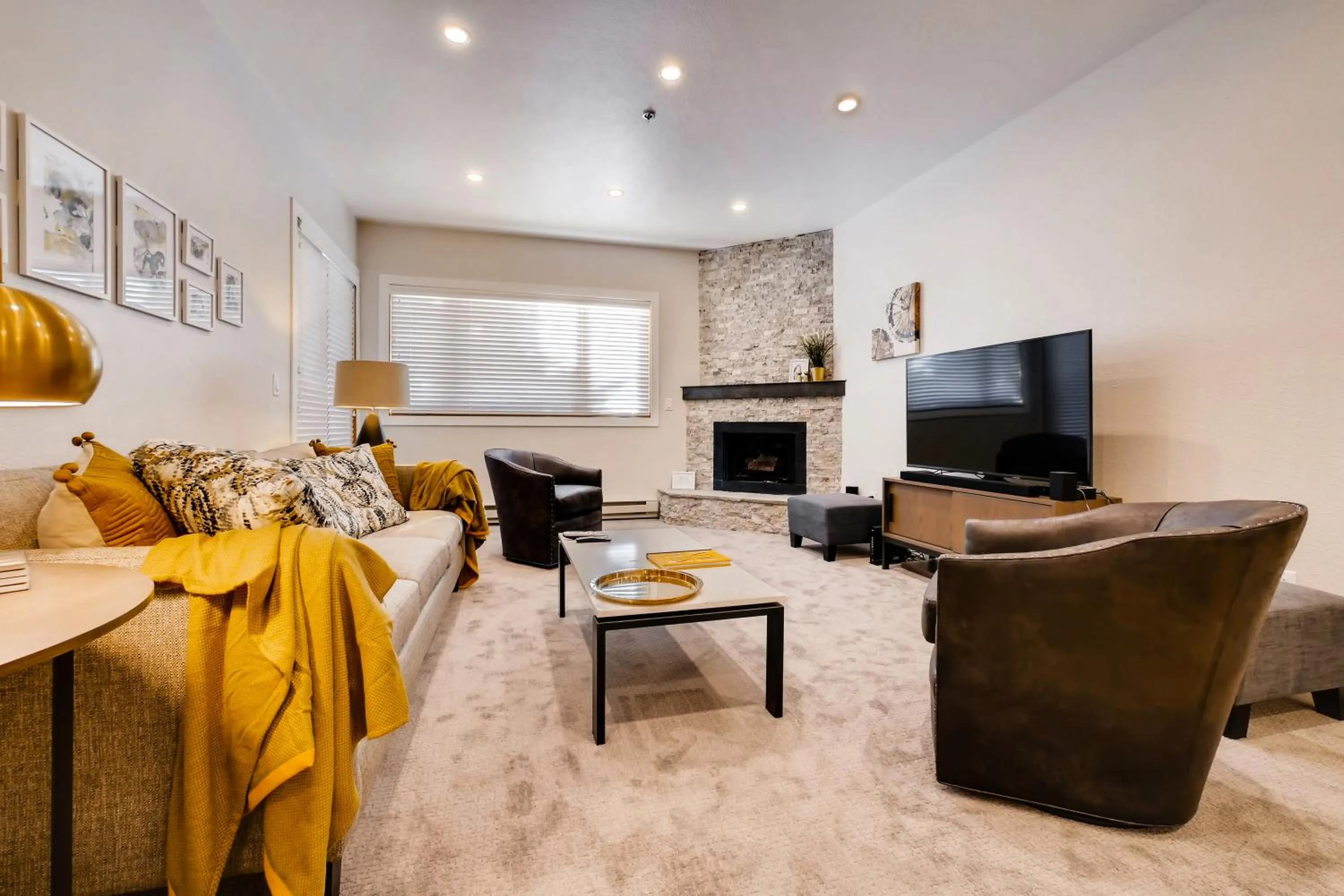 TV and multimedia in Snow Flower Condos