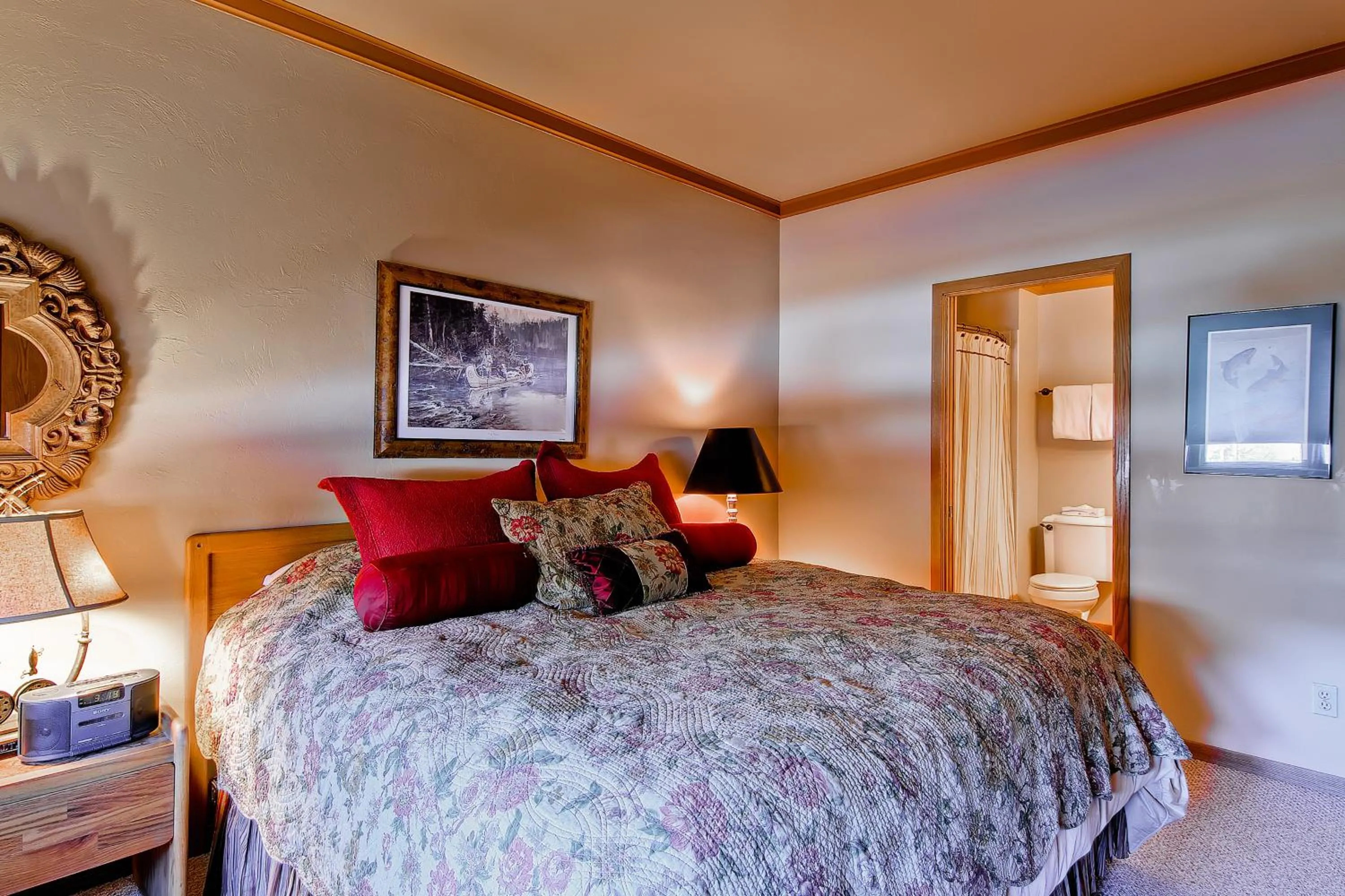 Bathroom, Bed in Snow Flower Condos