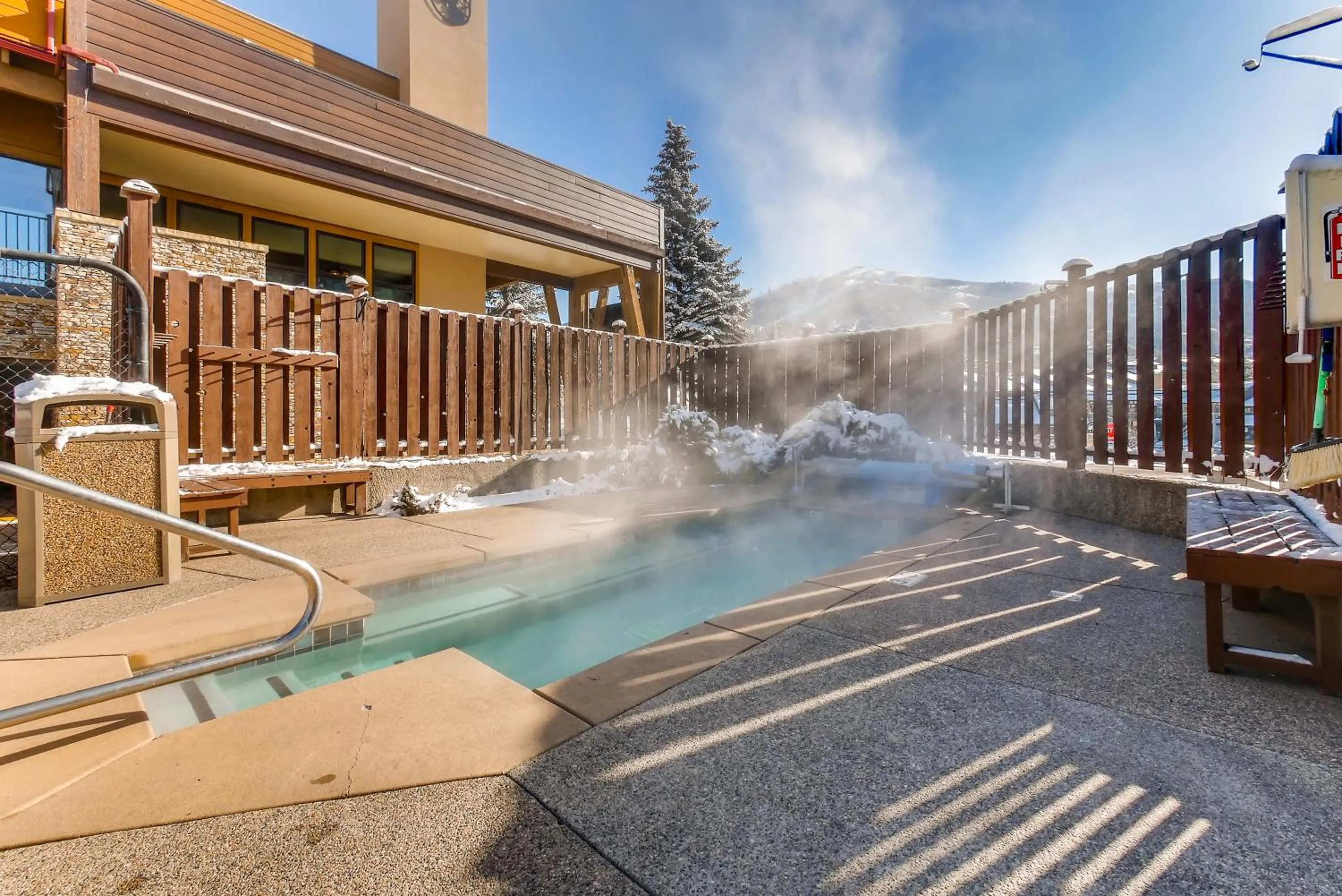 Hot Tub in Snow Flower Condos
