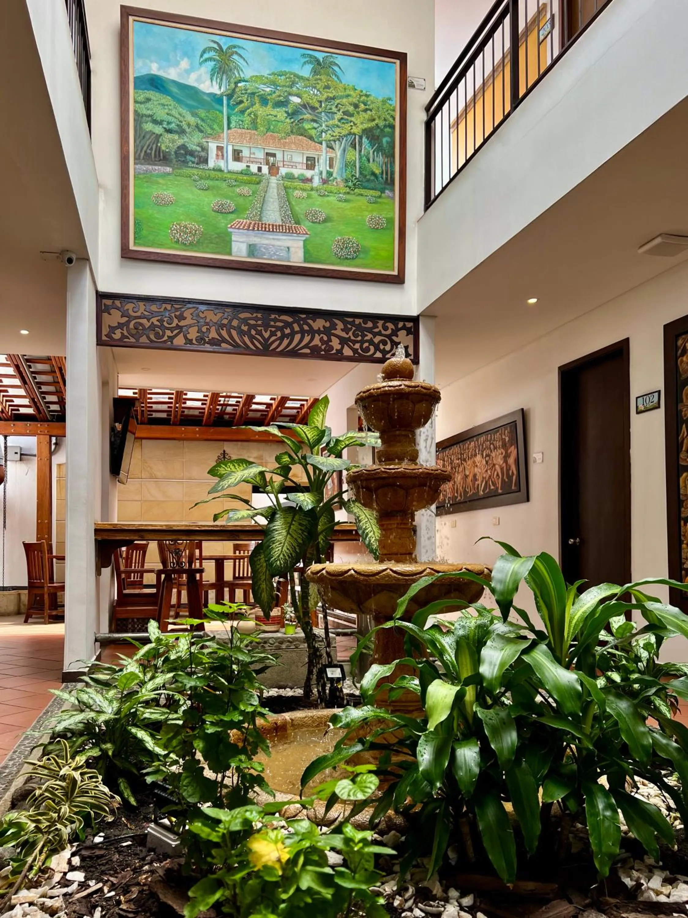 Communal lounge/ TV room in Hotel Boutique San Antonio