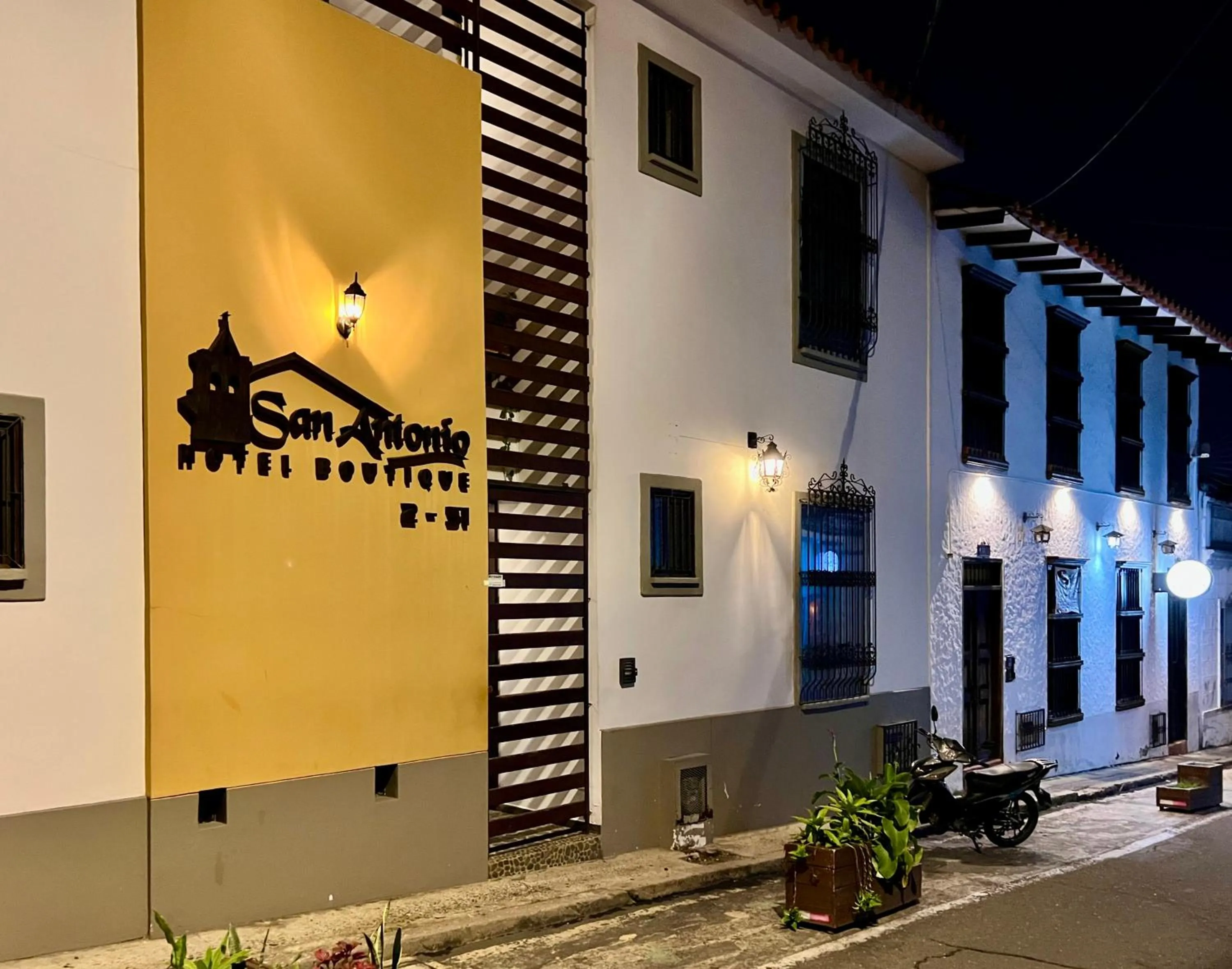 Property building in Hotel Boutique San Antonio