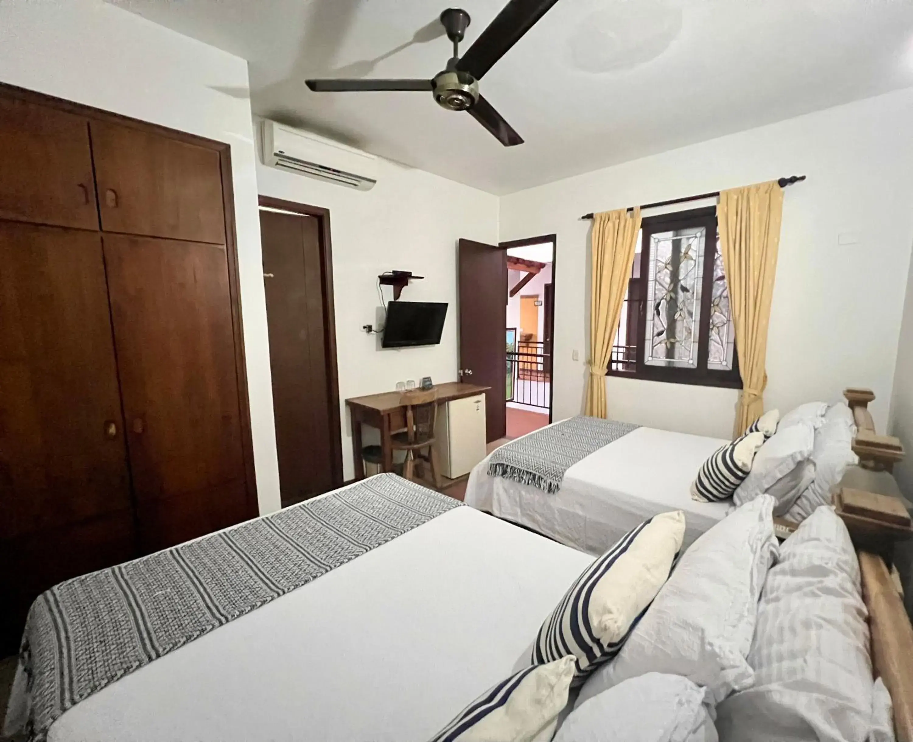 Superior Twin Room - single occupancy in Hotel Boutique San Antonio Superior Twin Room - single occupancy in Hotel Boutique San Antonio