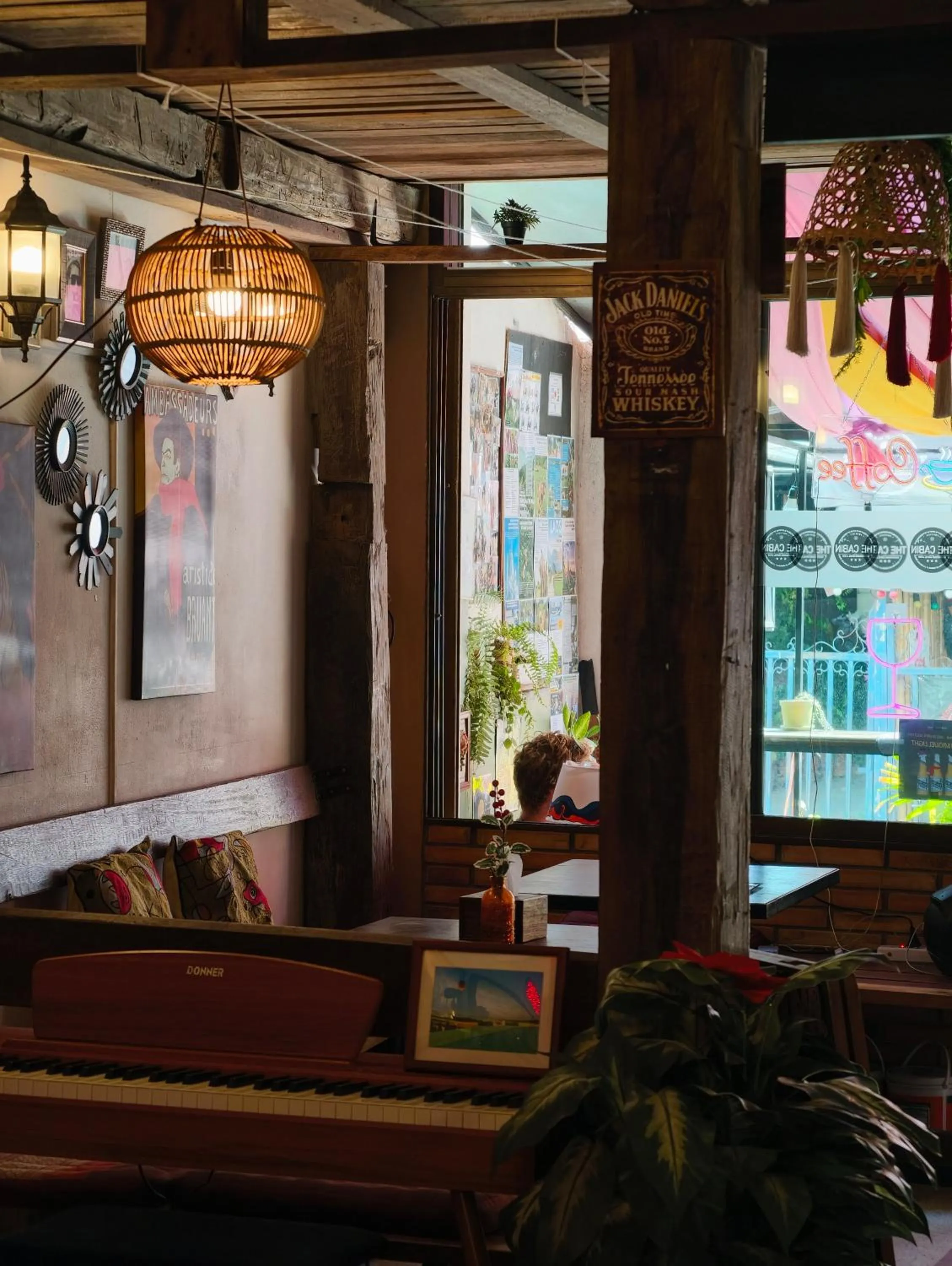 The Cabin Backpackers Hostel & Bar