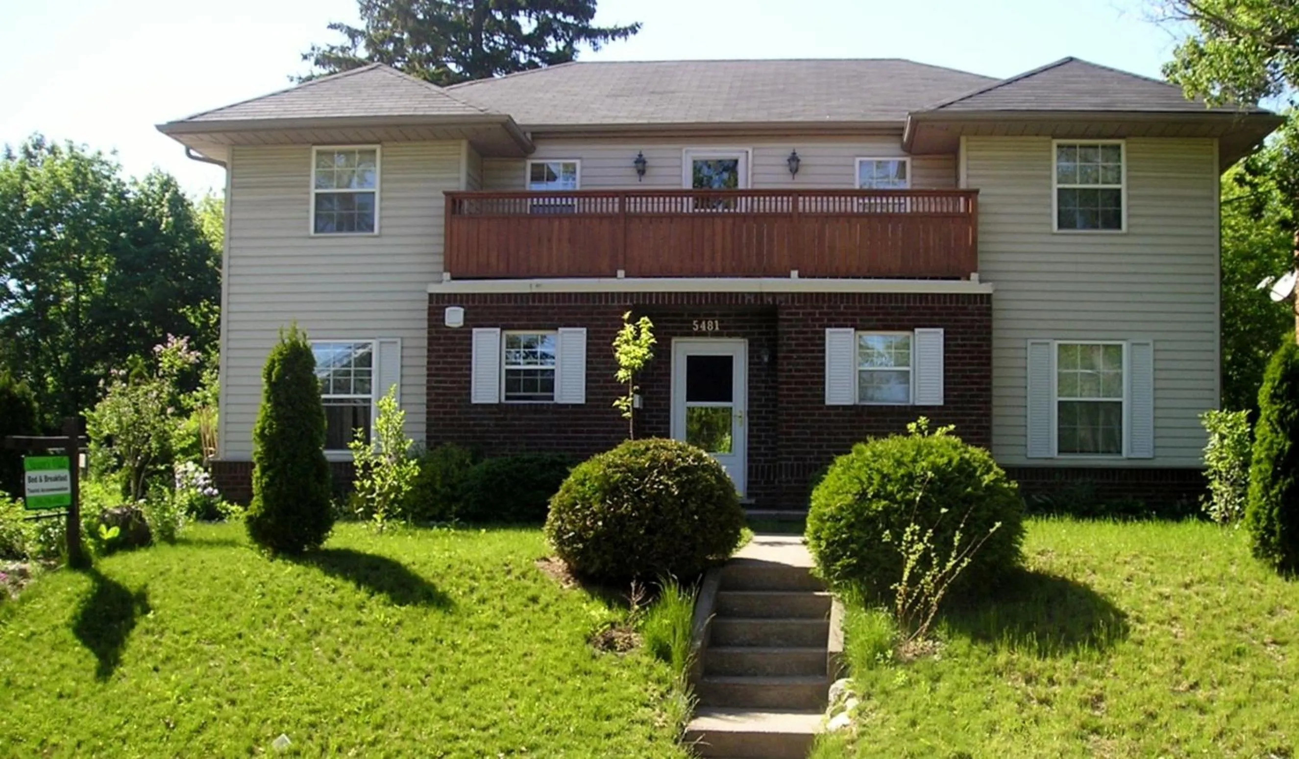 Facade/entrance in Susan's Villa
