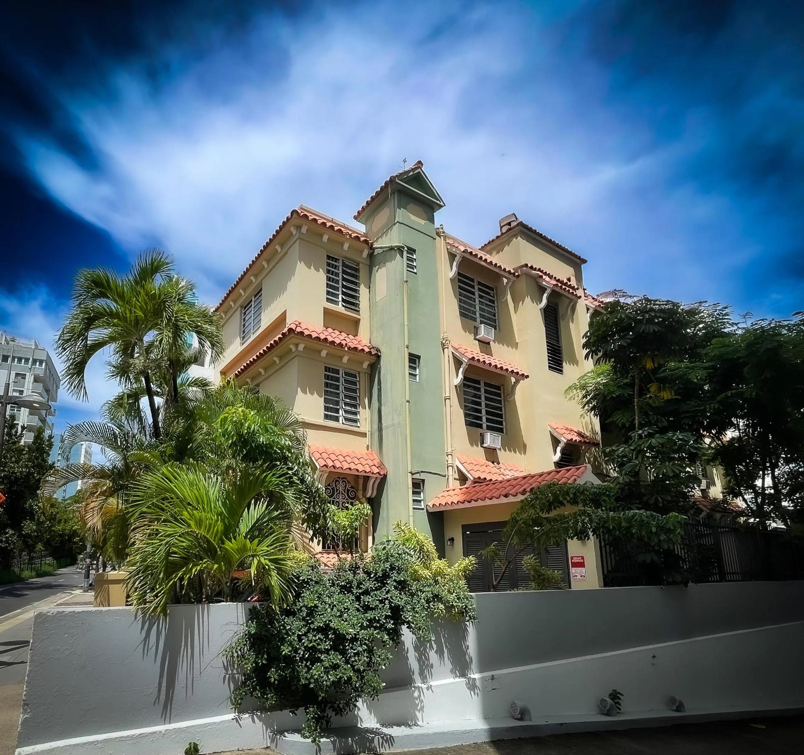 Property building in Canario Boutique Hotel