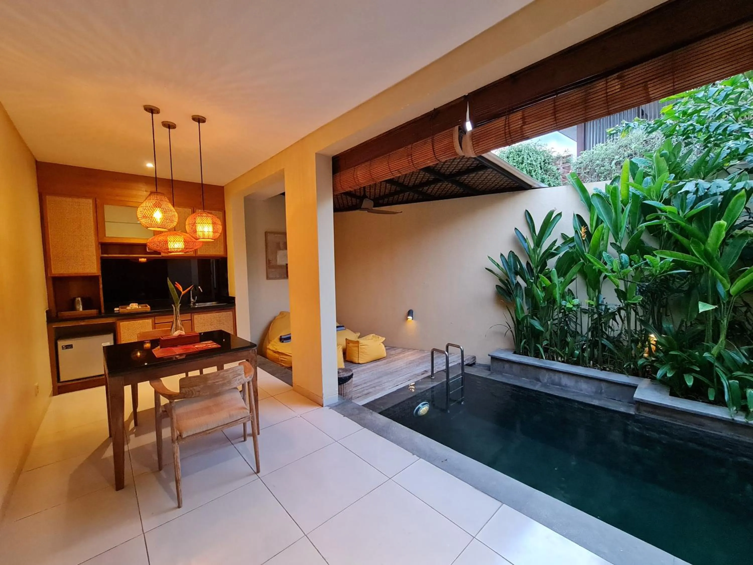Dining area in Lasanti Villas Seminyak