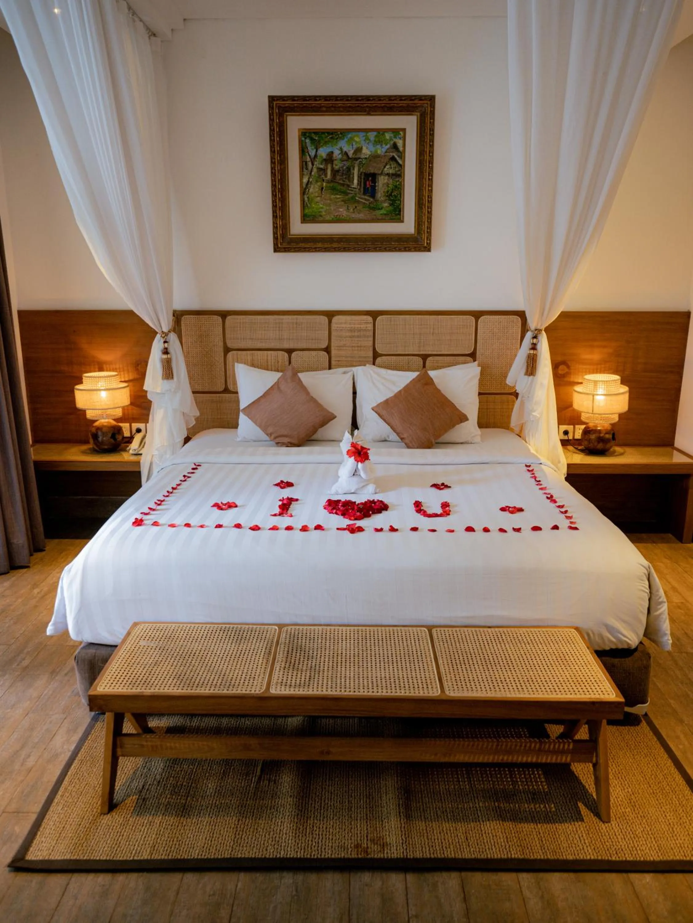 Bed in Lasanti Villas Seminyak