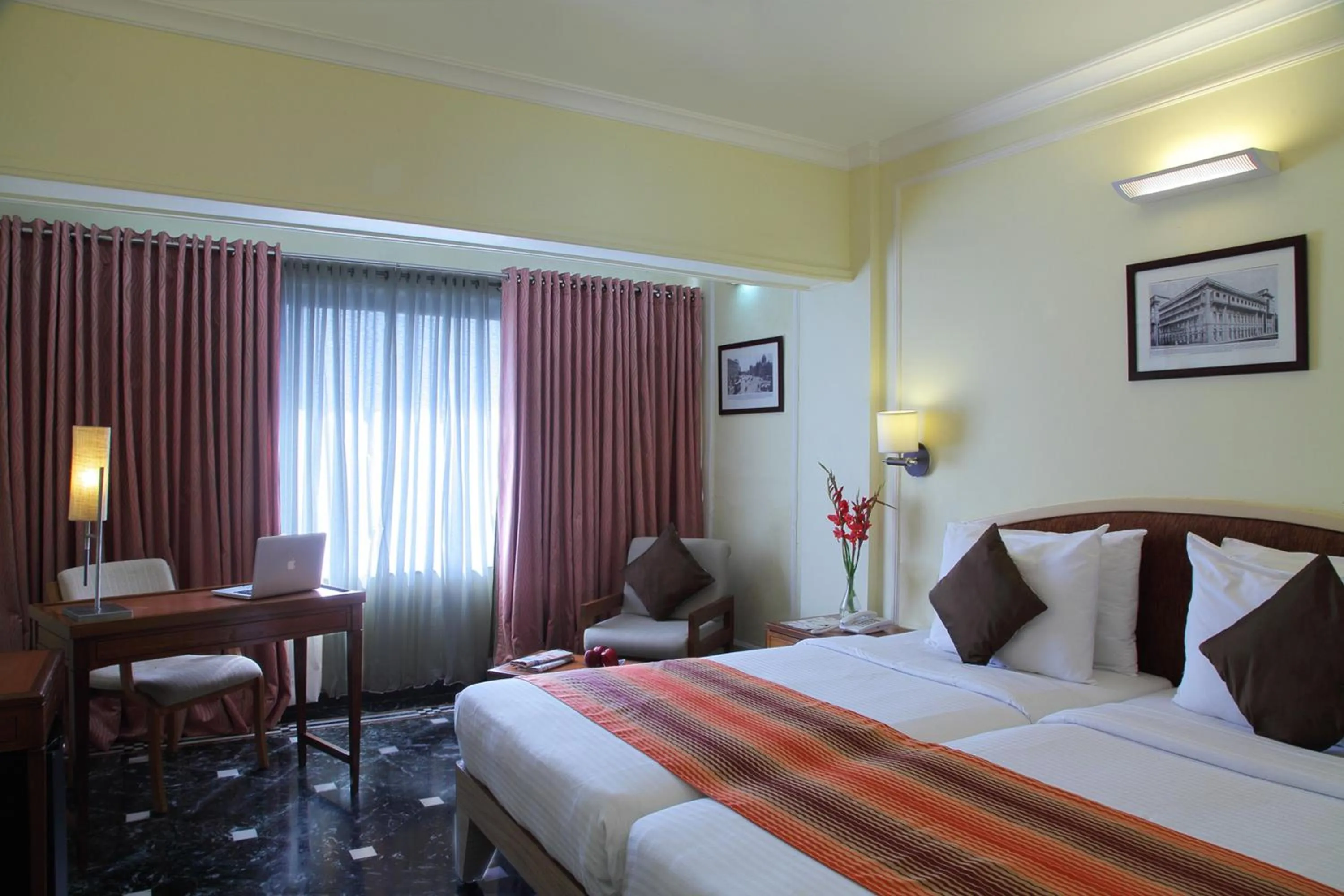 Photo of the whole room in Hiltop Hotel