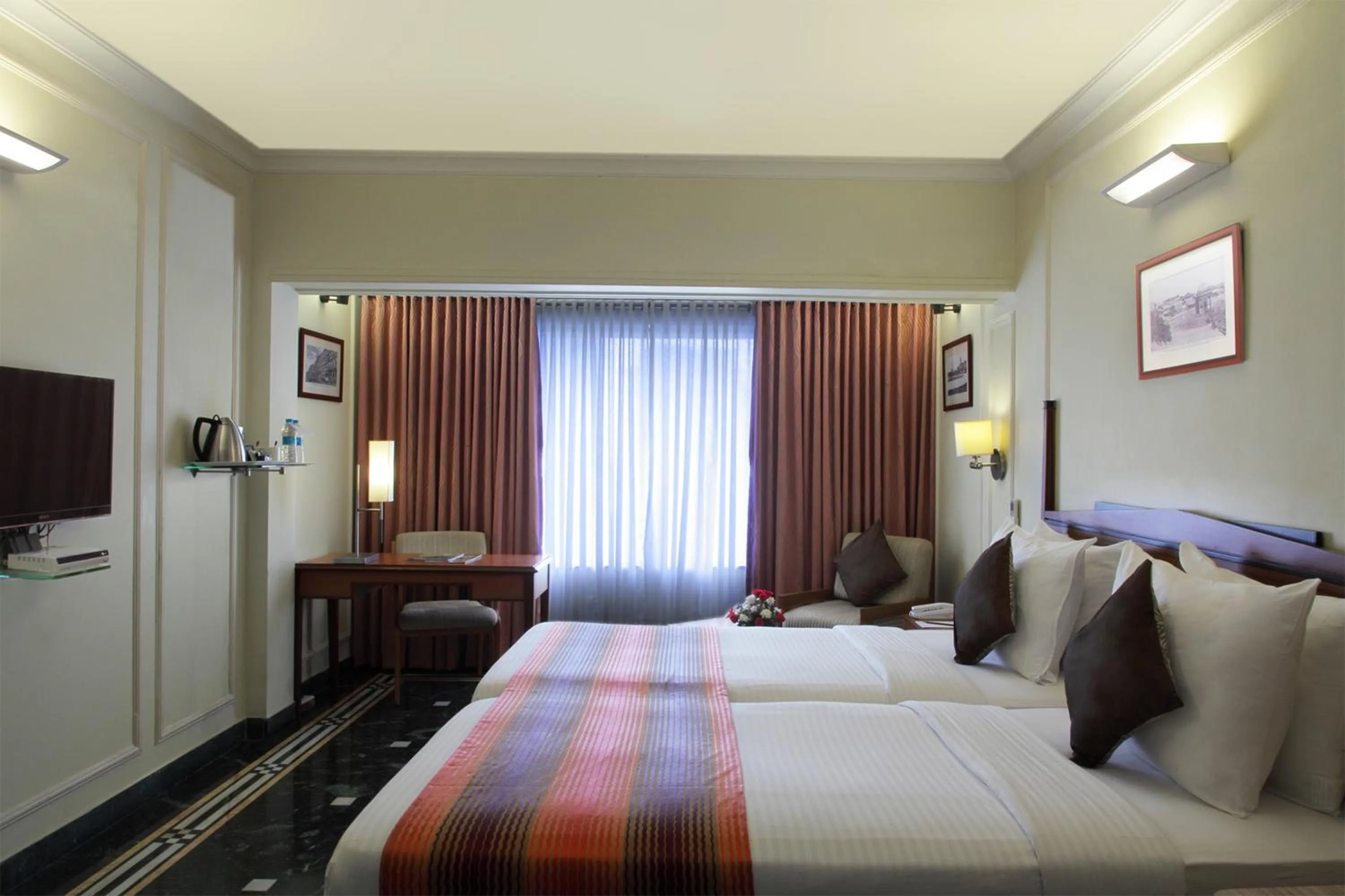 Photo of the whole room in Hiltop Hotel