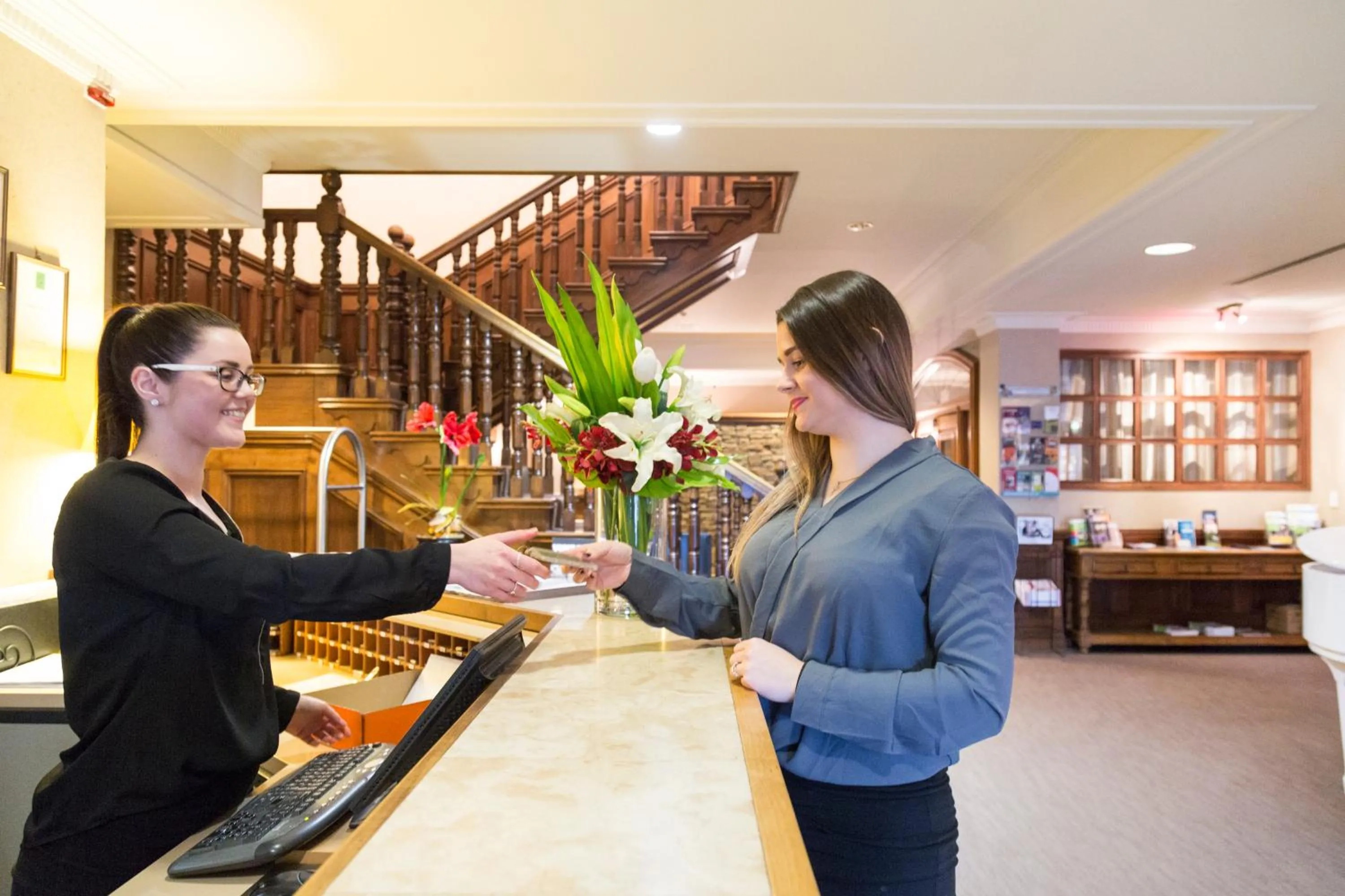 Lobby or reception in Distinction Coachman Hotel, Palmerston North