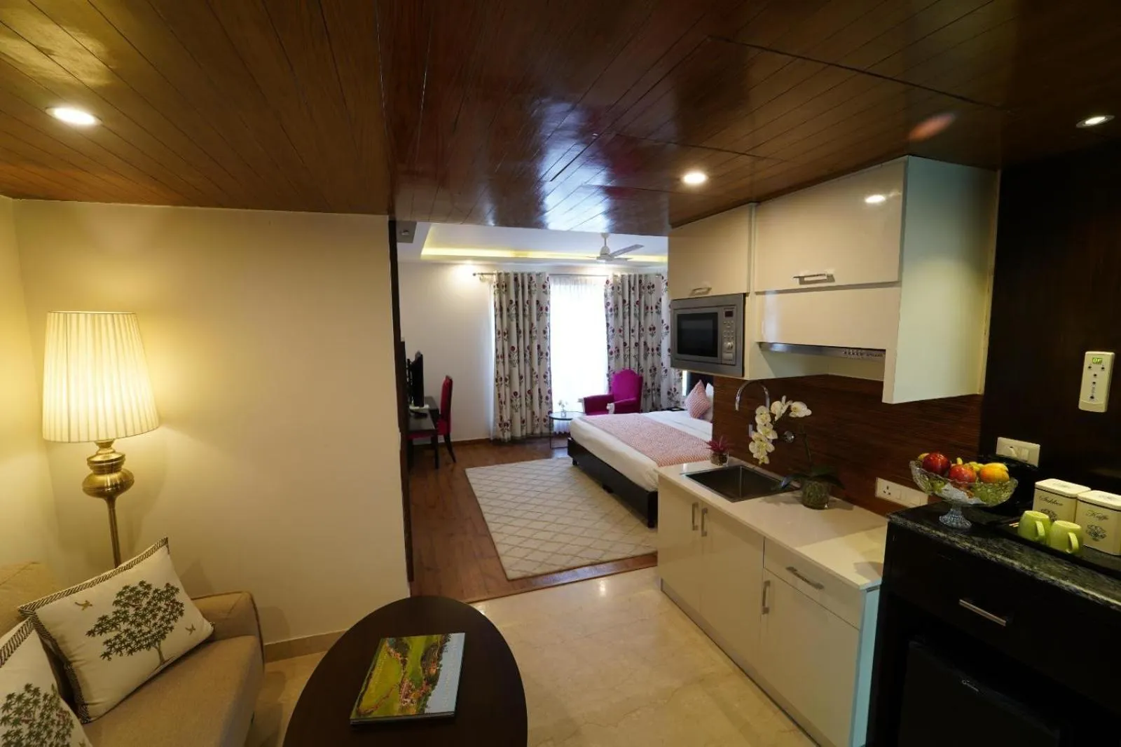 Coffee/tea facilities in Rockland Hotel, C.R Park