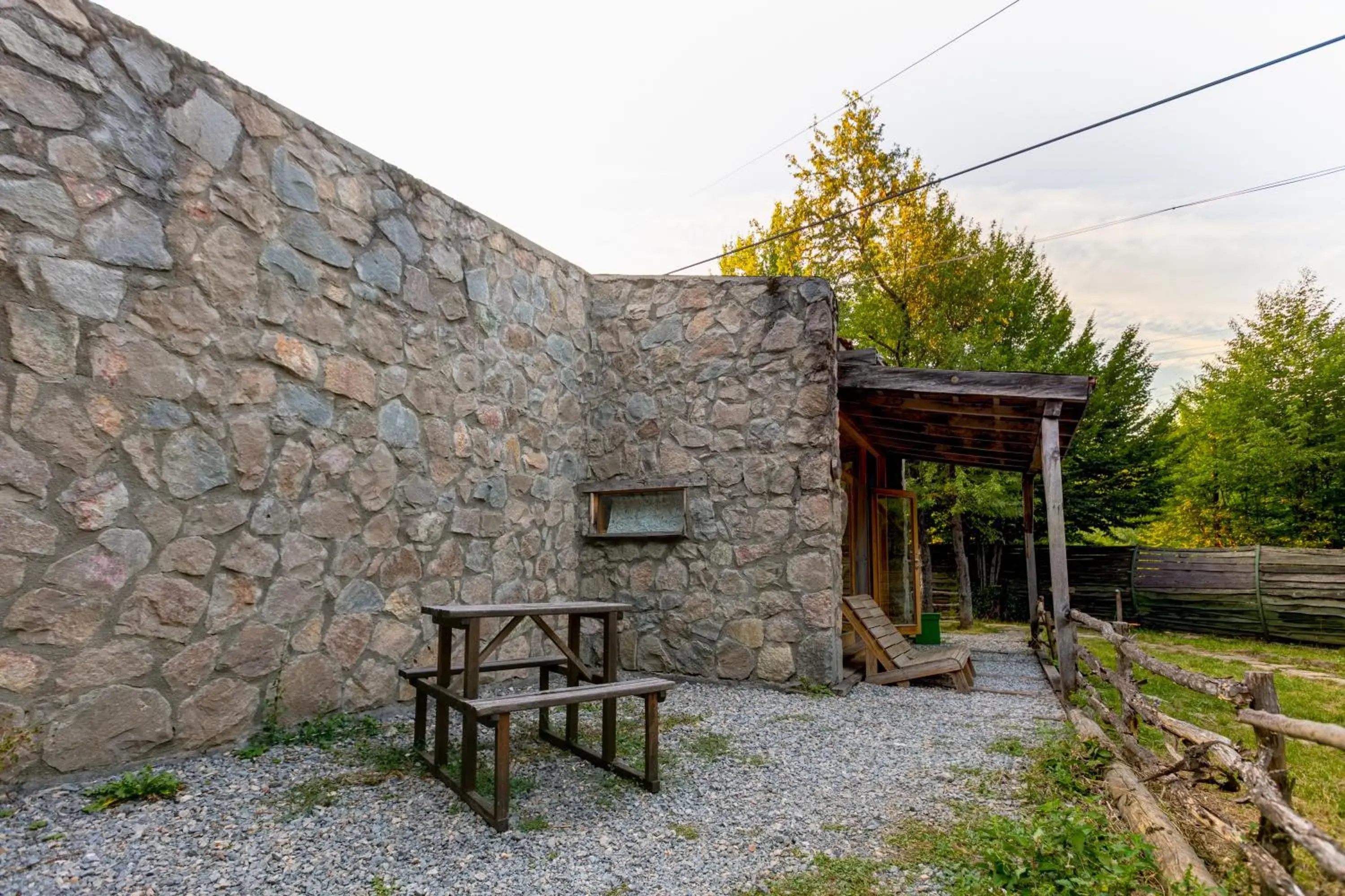 Goknar 2 in Hindiba Doga Evi Goknar 2 in Hindiba Doga Evi