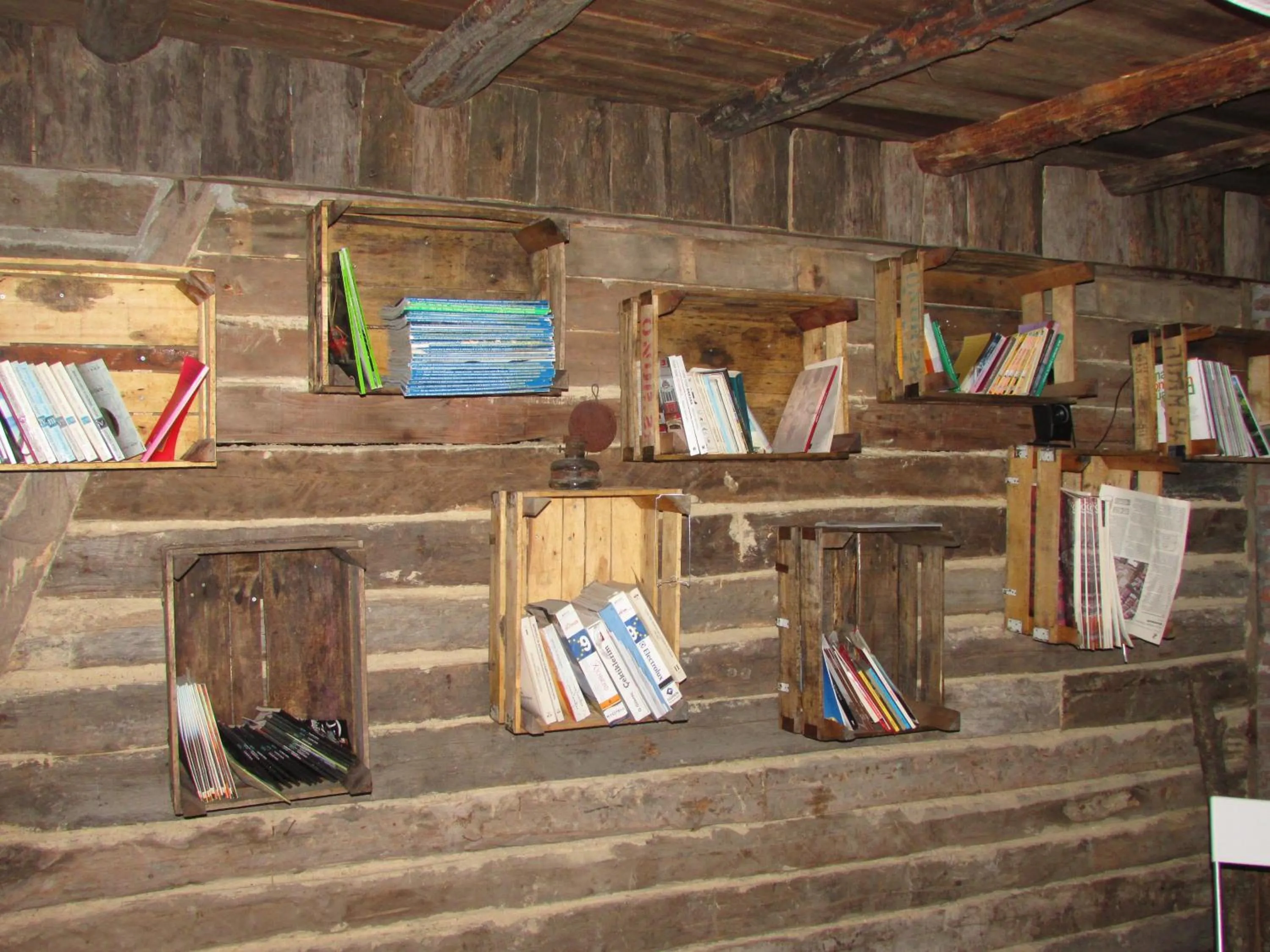 Library in Hindiba Doga Evi