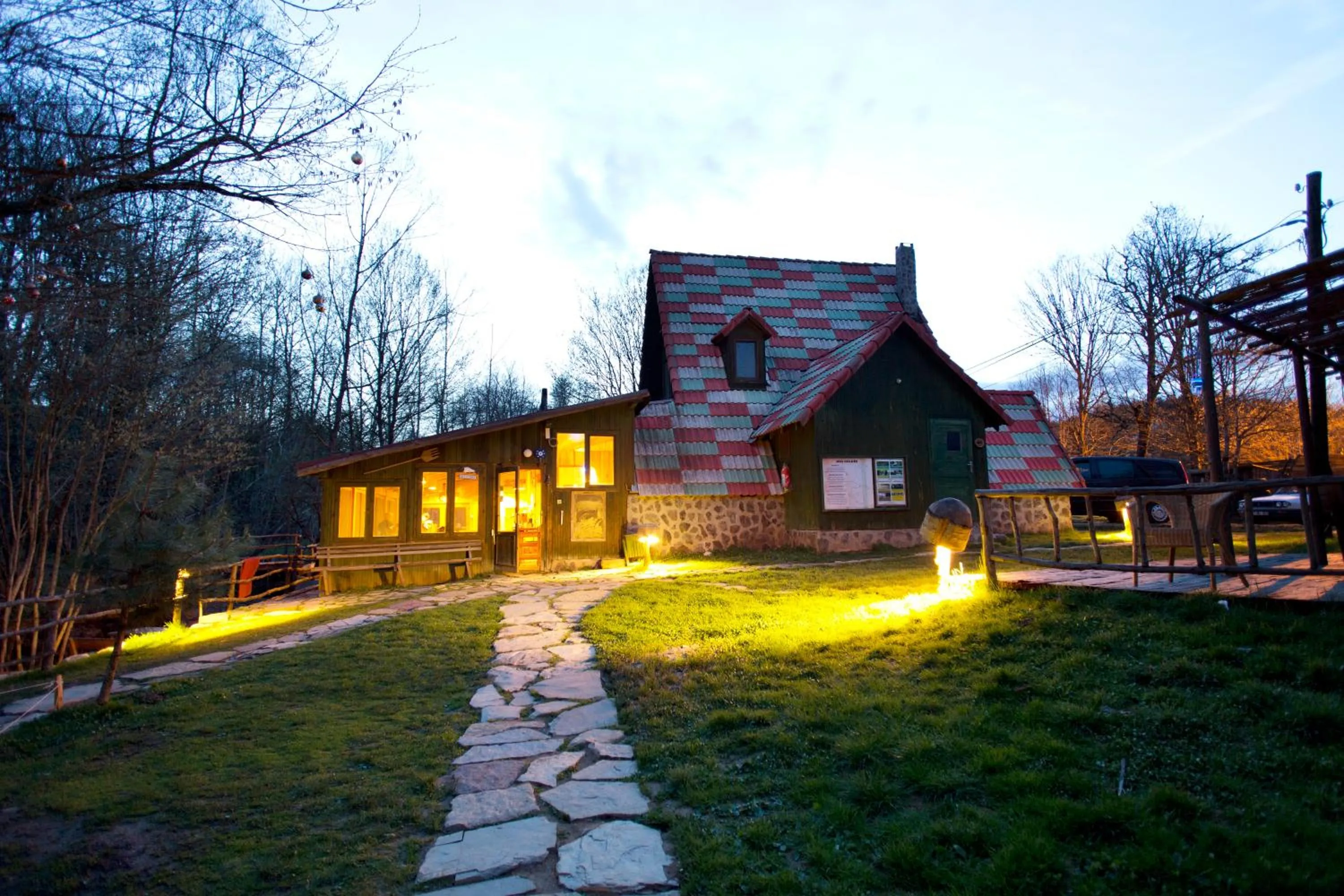 Facade/entrance in Hindiba Doga Evi