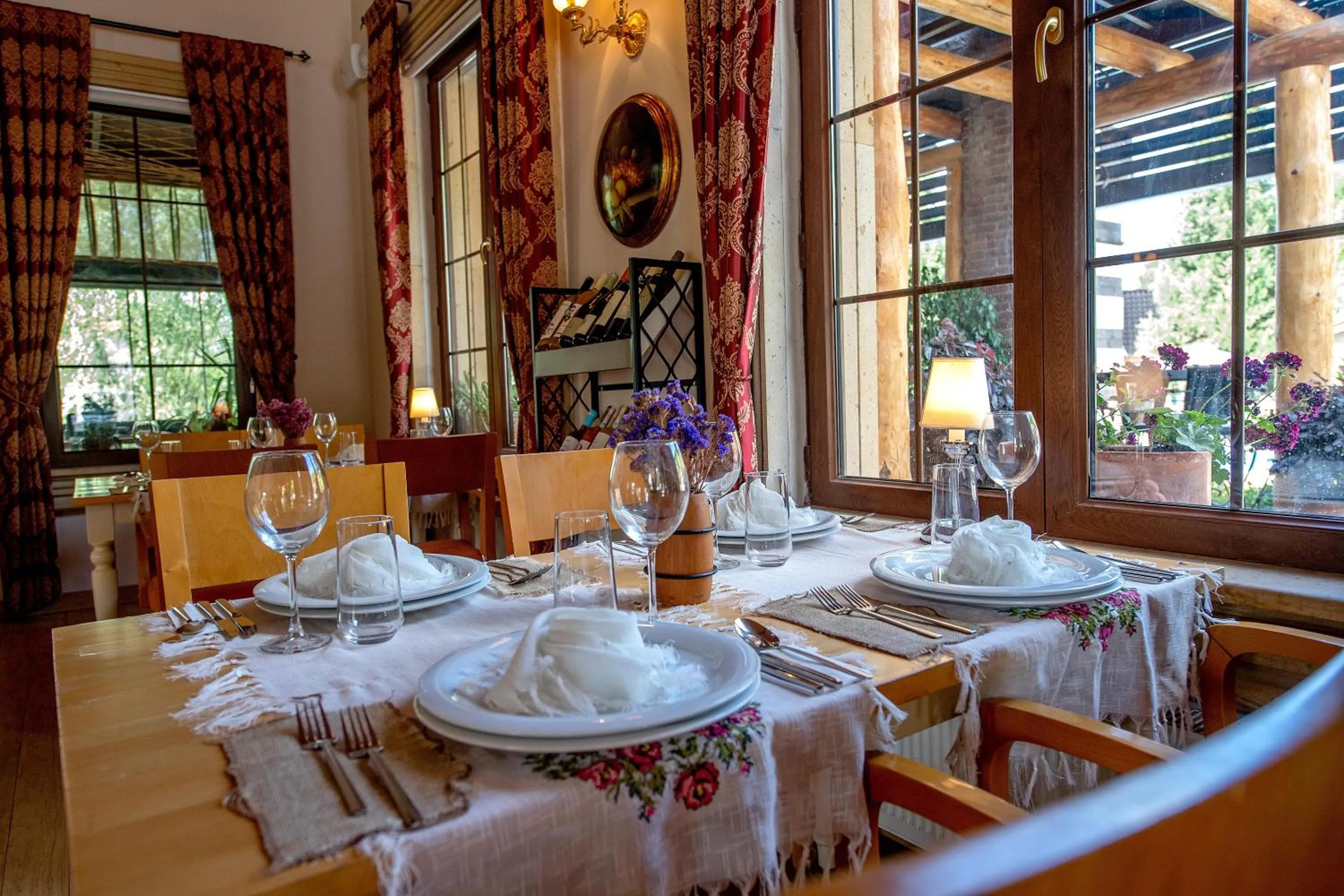 Restaurant/places to eat in Wineport Lodge Agva Riverside Hotel & Winery