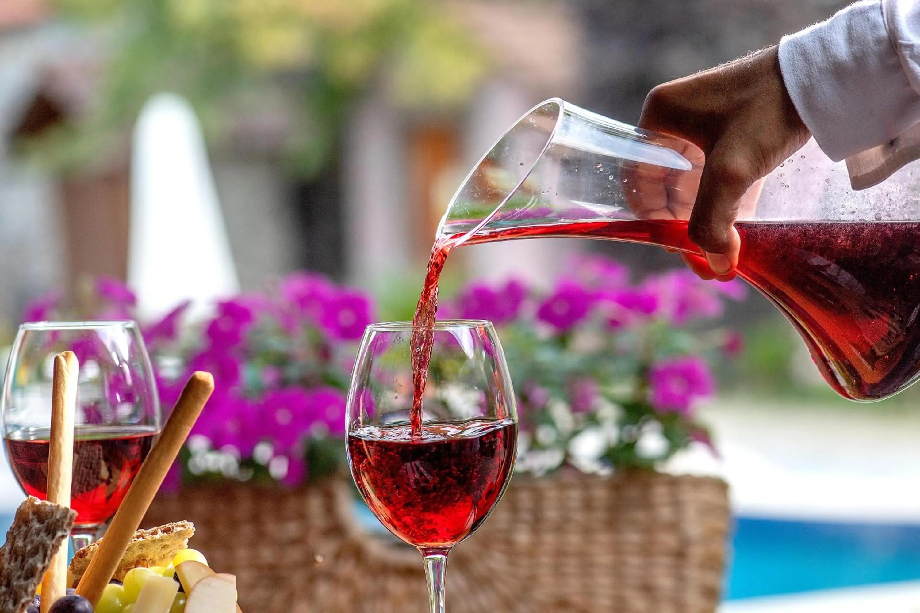 Lounge or bar in Wineport Lodge Agva Riverside Hotel & Winery