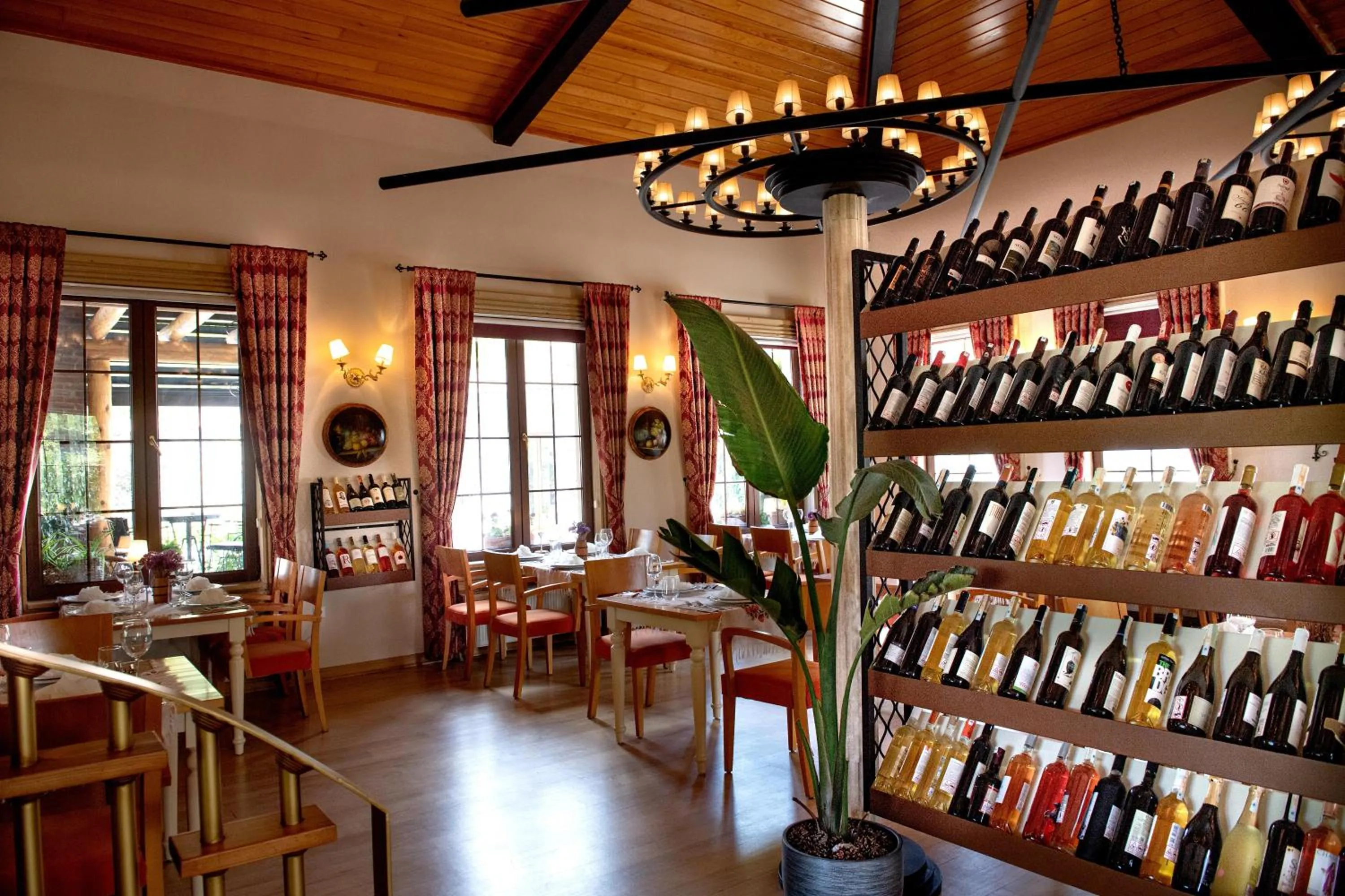 Restaurant/places to eat in Wineport Lodge Agva Riverside Hotel & Winery