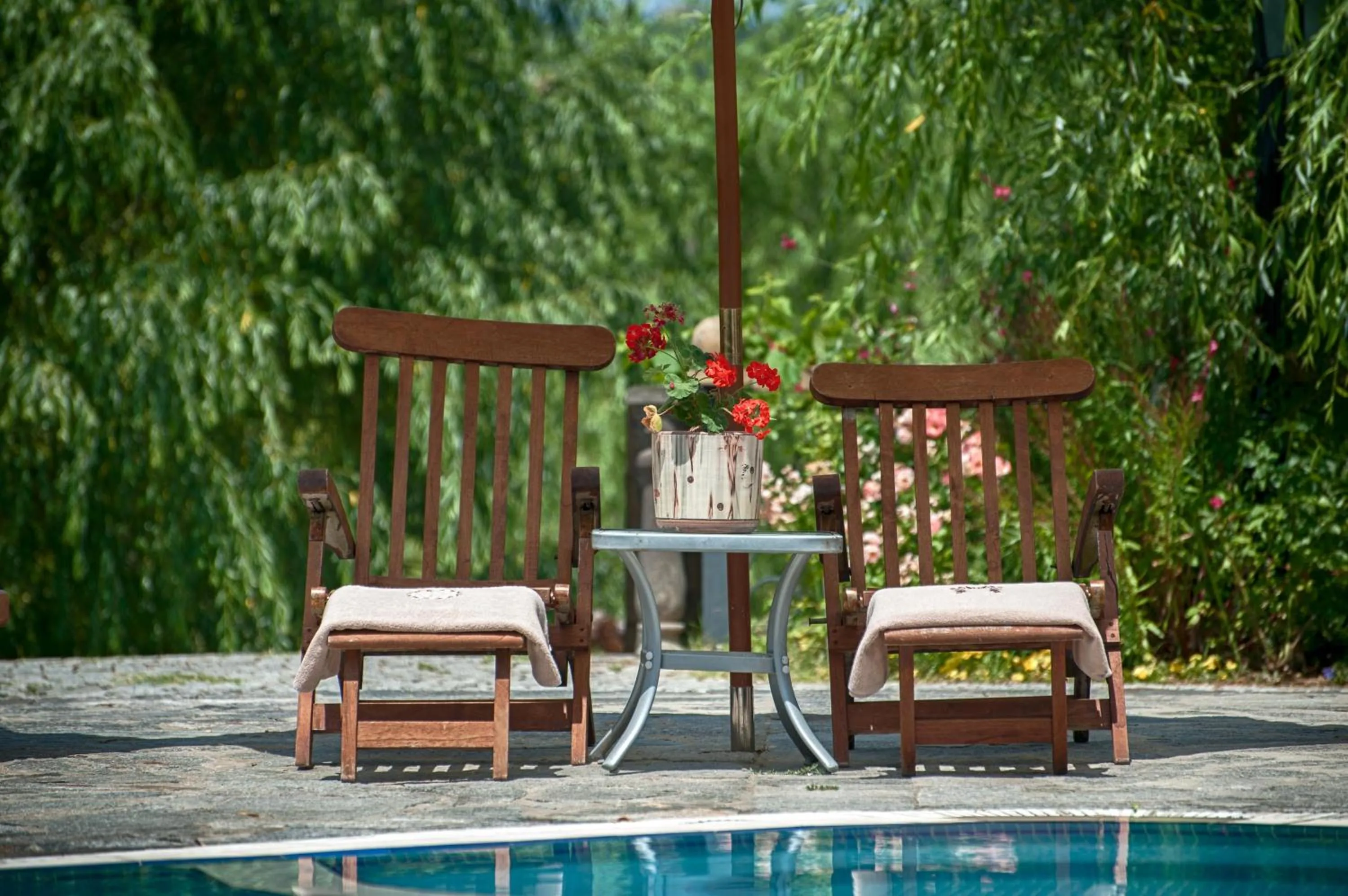 Summer in Wineport Lodge Agva Riverside Hotel & Winery