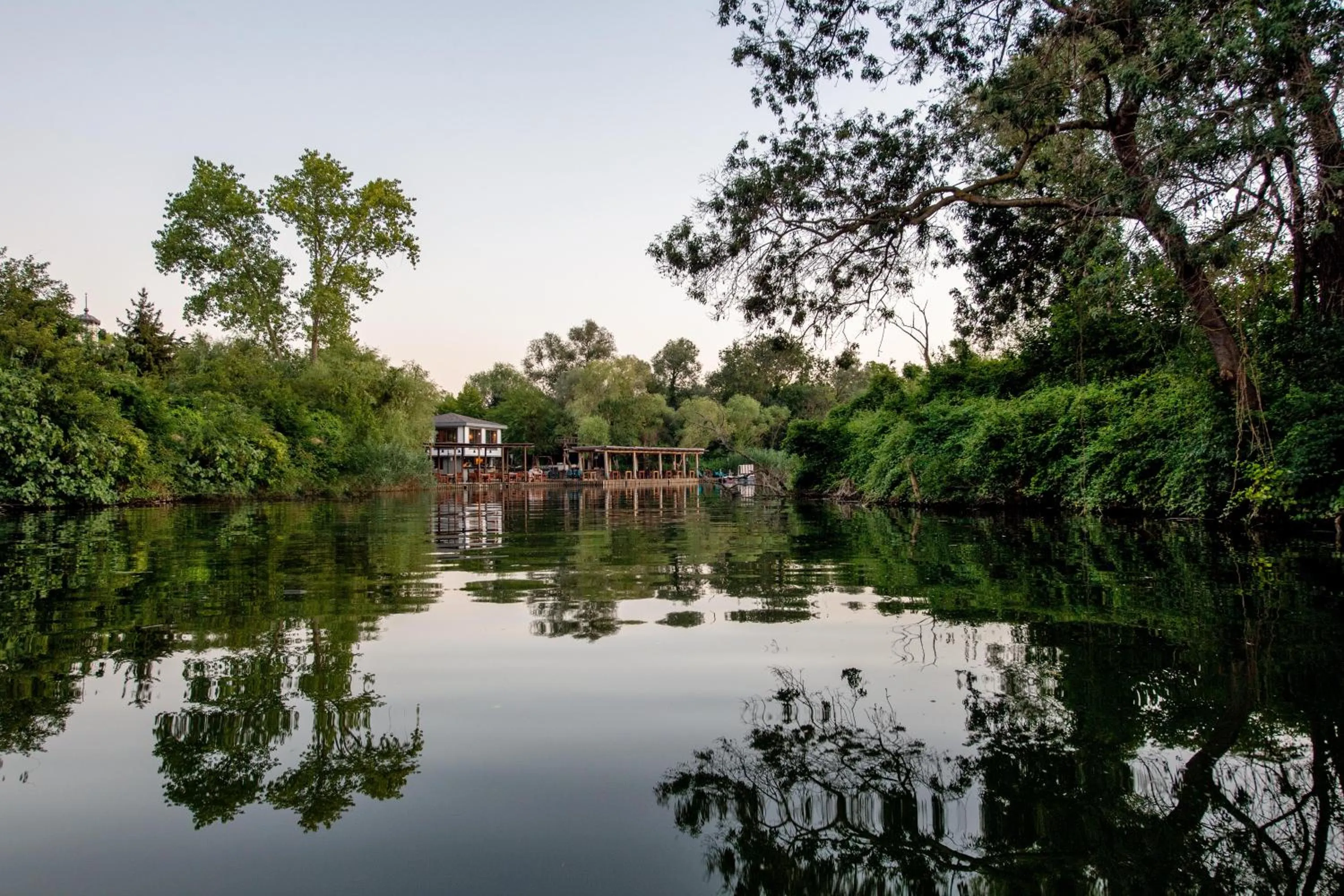 Natural landscape in Wineport Lodge Agva Riverside Hotel & Winery