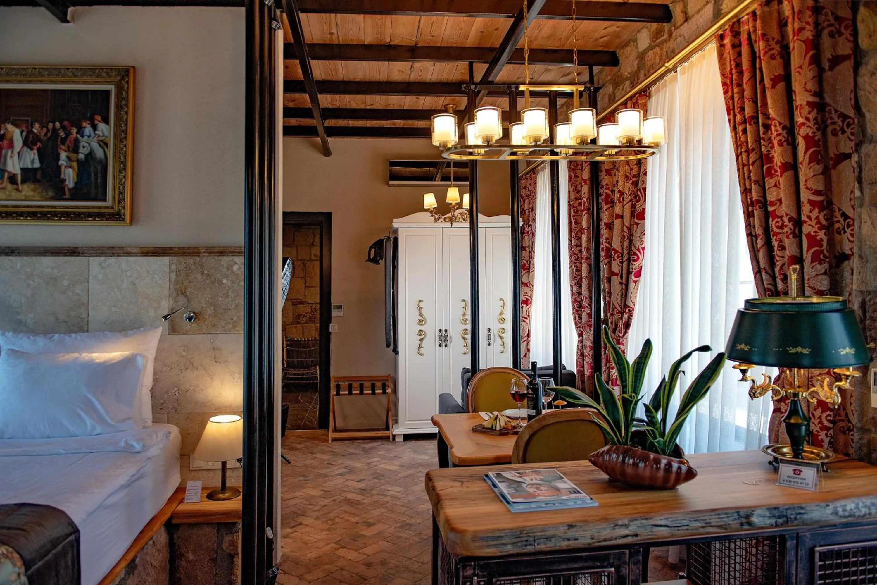 Bed in Wineport Lodge Agva Riverside Hotel & Winery