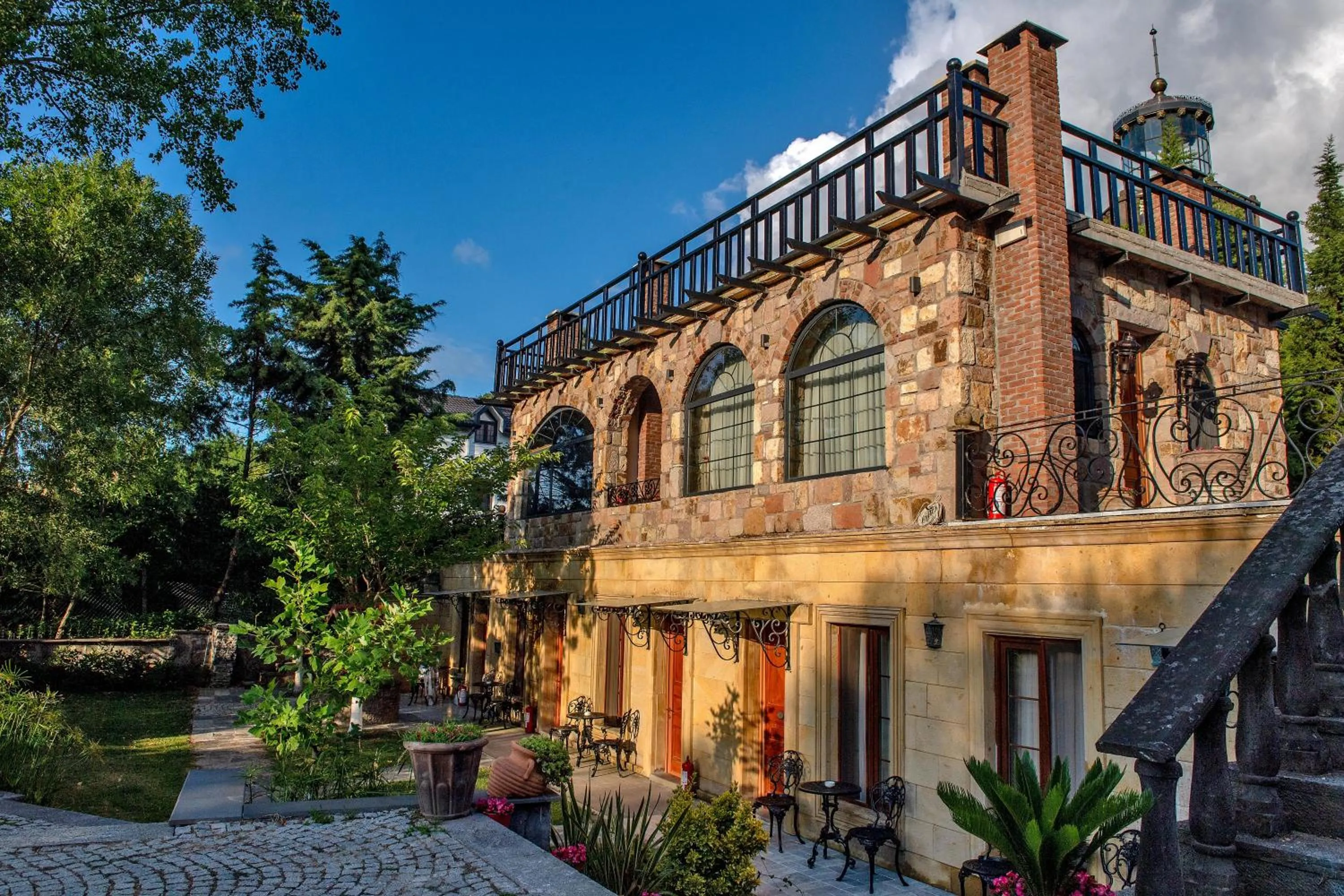 Property building in Wineport Lodge Agva Riverside Hotel & Winery