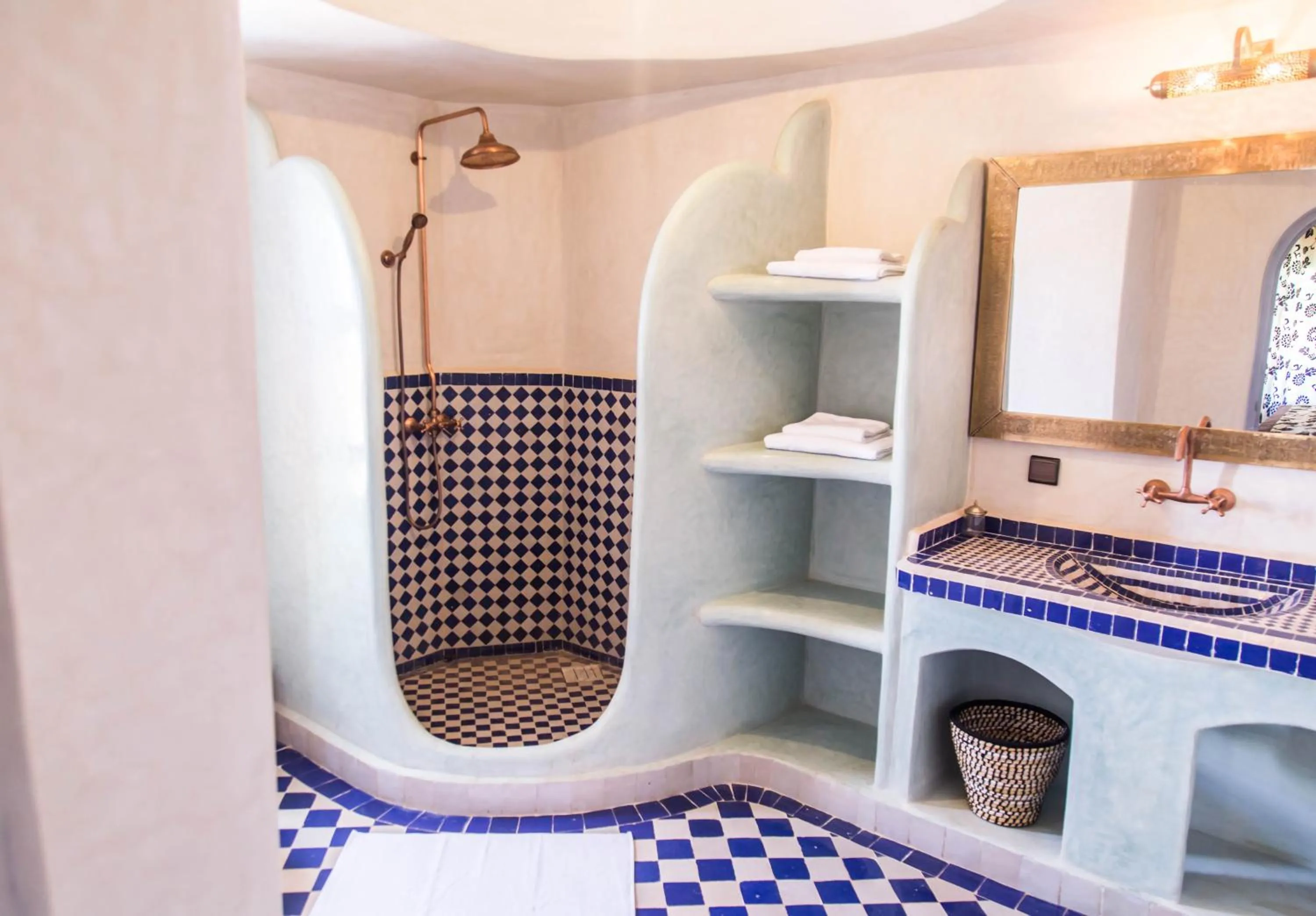 Bathroom in Riad Azawad