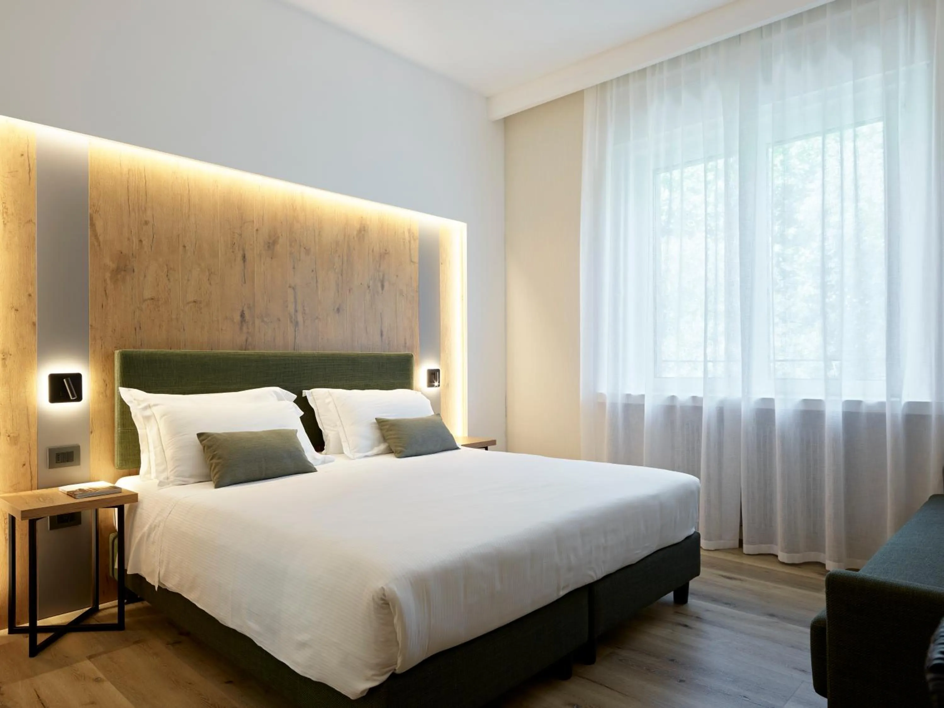 Bedroom, Bed in Hotel America