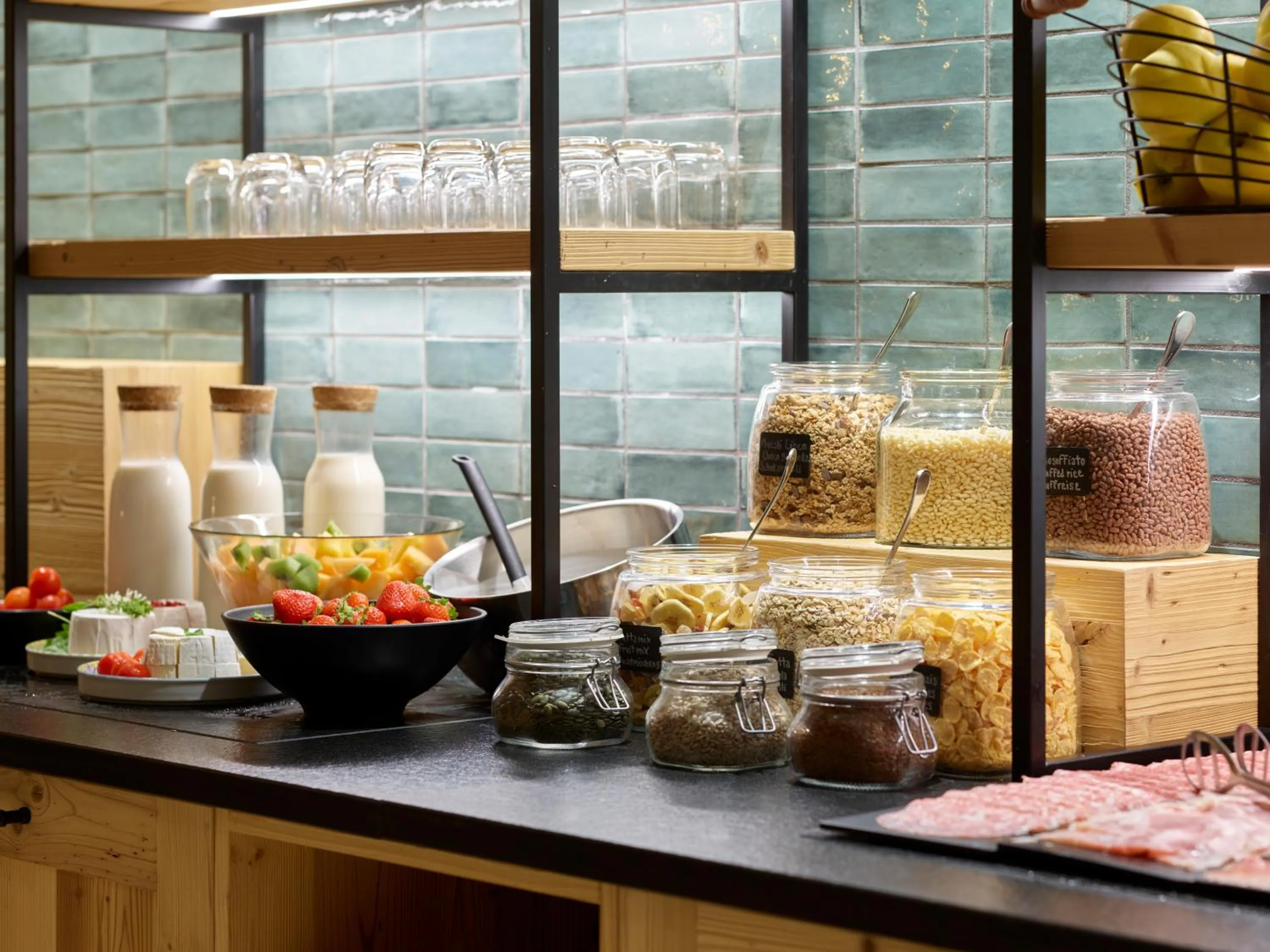 Food in Hotel America