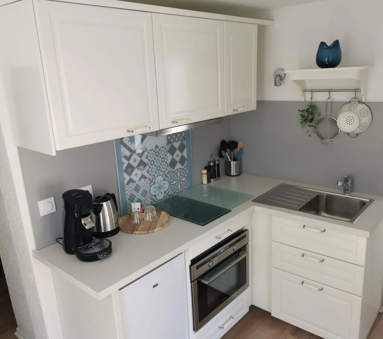 Kitchen or kitchenette in Hotel Saint Etienne