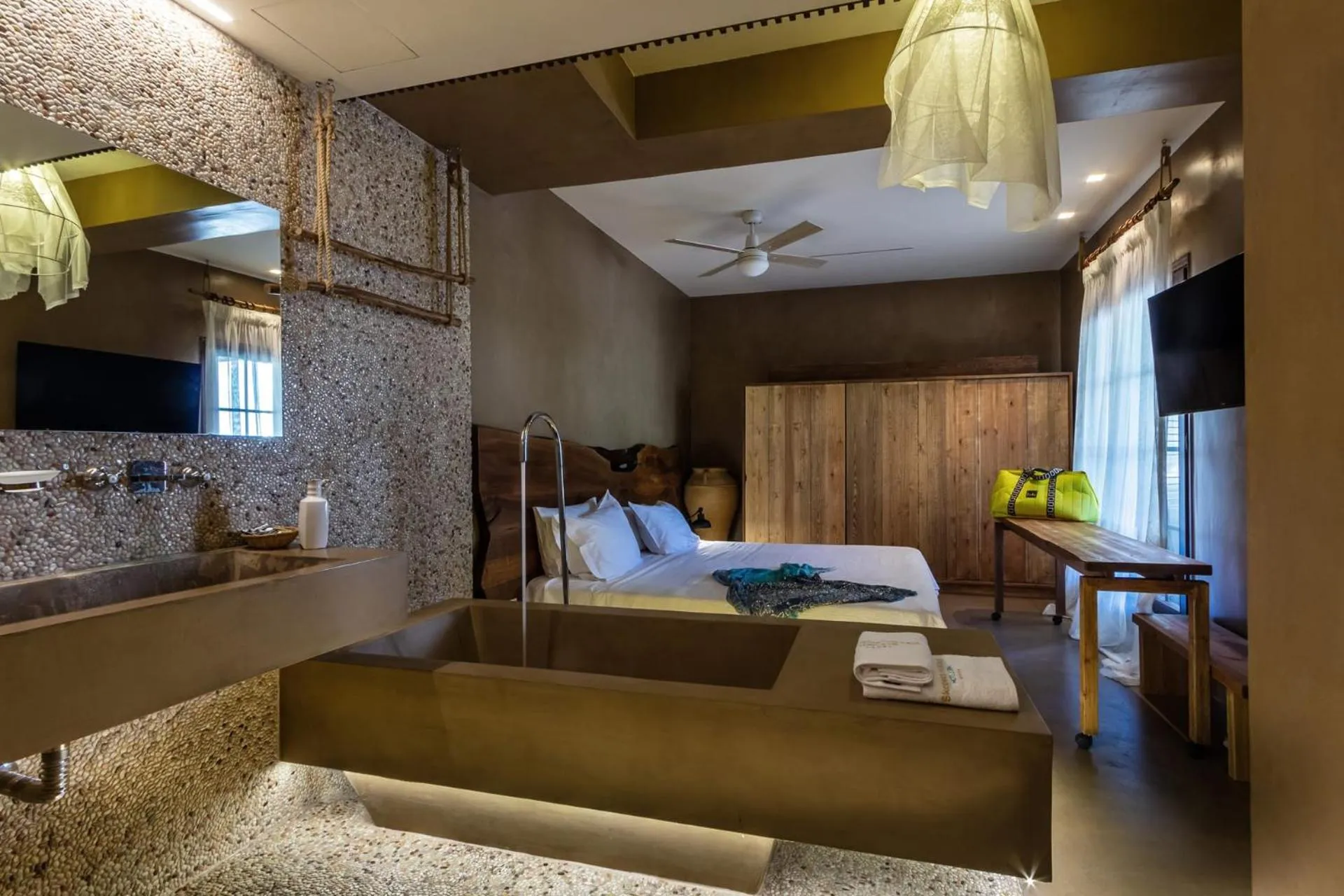 Bed in Skopelos Holidays Hotel & Spa