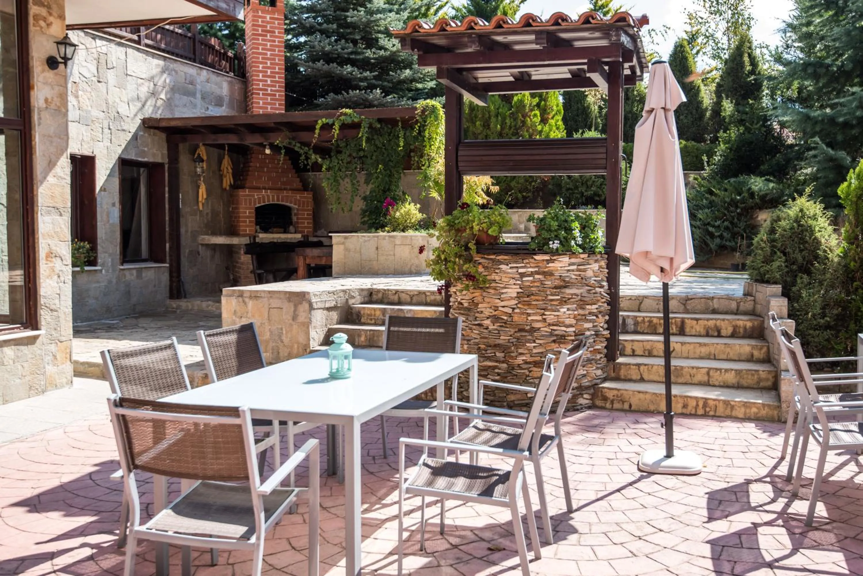 Patio in Apart Hotel Orbilux