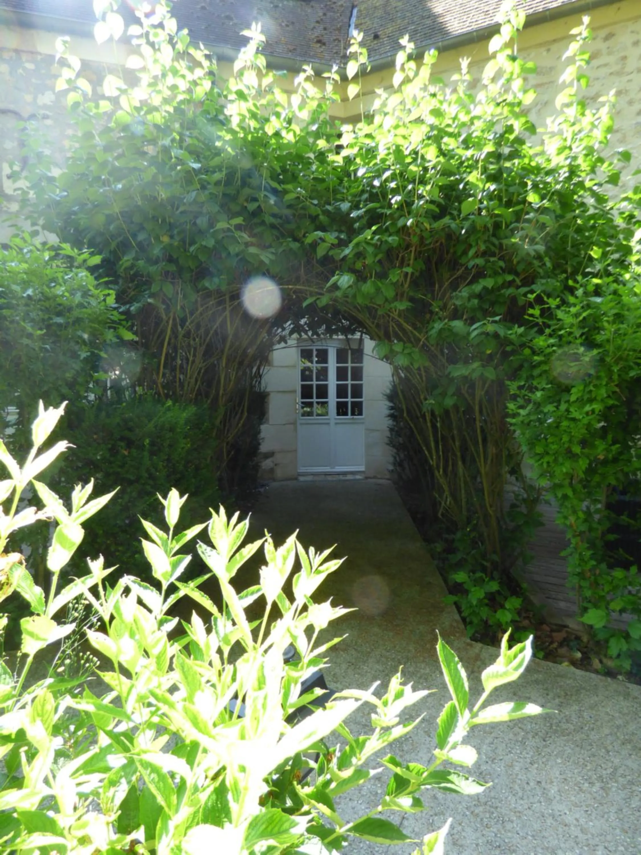 Property building in Chateau De Fere